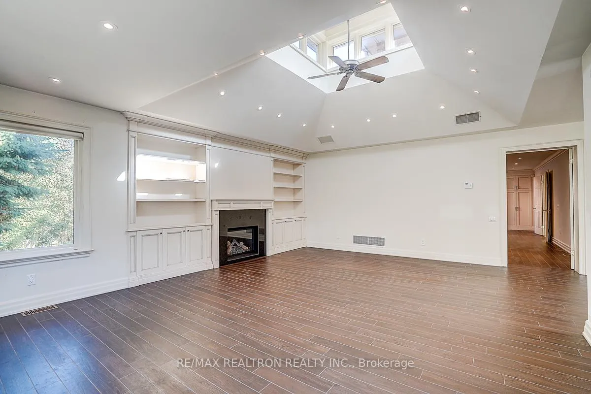 Photo 14 of 8 Rockley Court, Markham, Thornlea — HOMEH