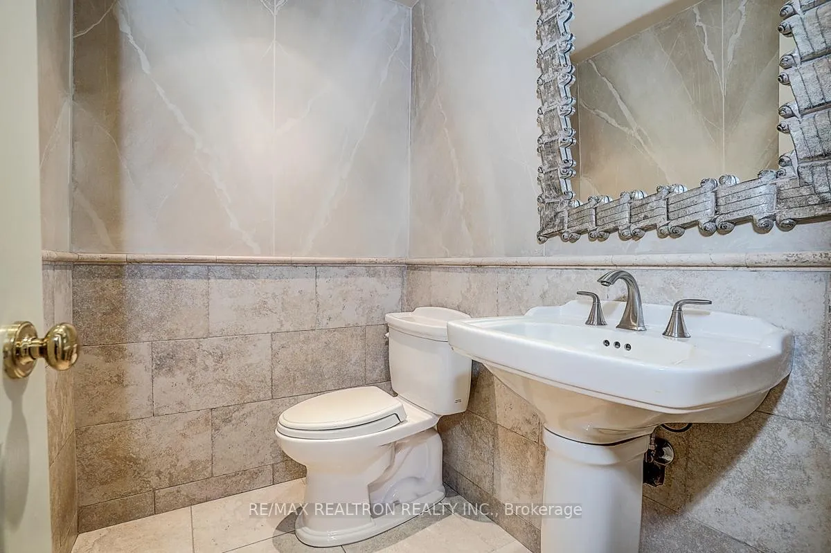 Photo 19 of 8 Rockley Court, Markham, Thornlea — HOMEH