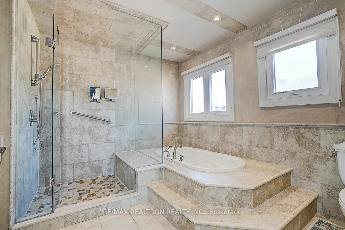 Photo 26 of 8 Rockley Court, Markham, Thornlea — HOMEH