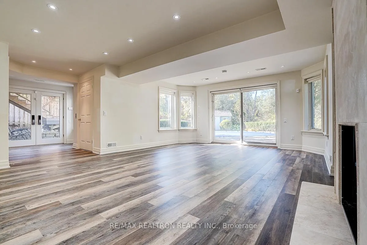 Photo 34 of 8 Rockley Court, Markham, Thornlea — HOMEH