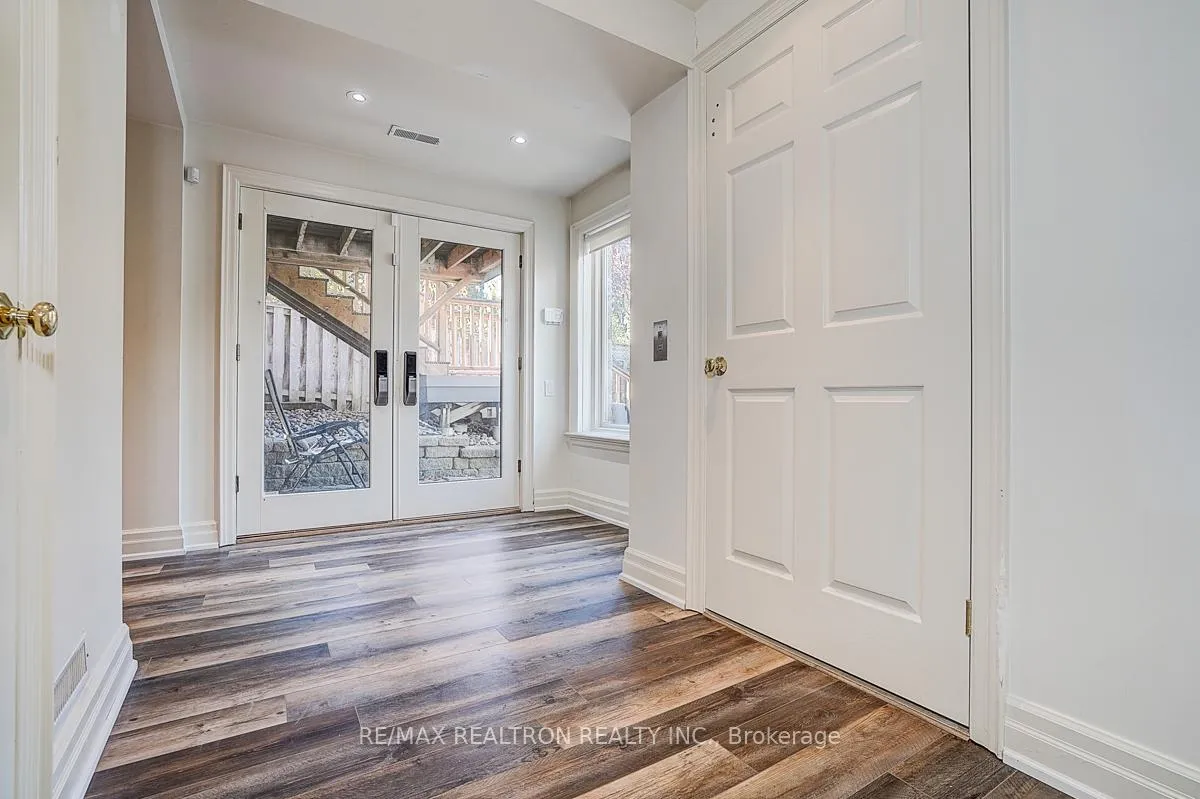 Photo 38 of 8 Rockley Court, Markham, Thornlea — HOMEH