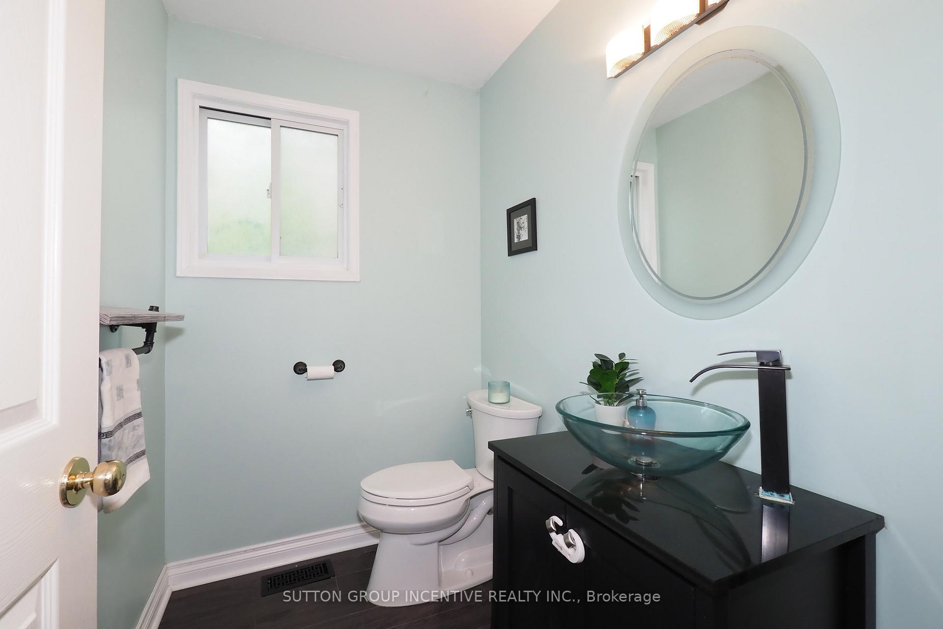 Photo 14 of 251 Grey Fox Drive, Kitchener — HOMEH