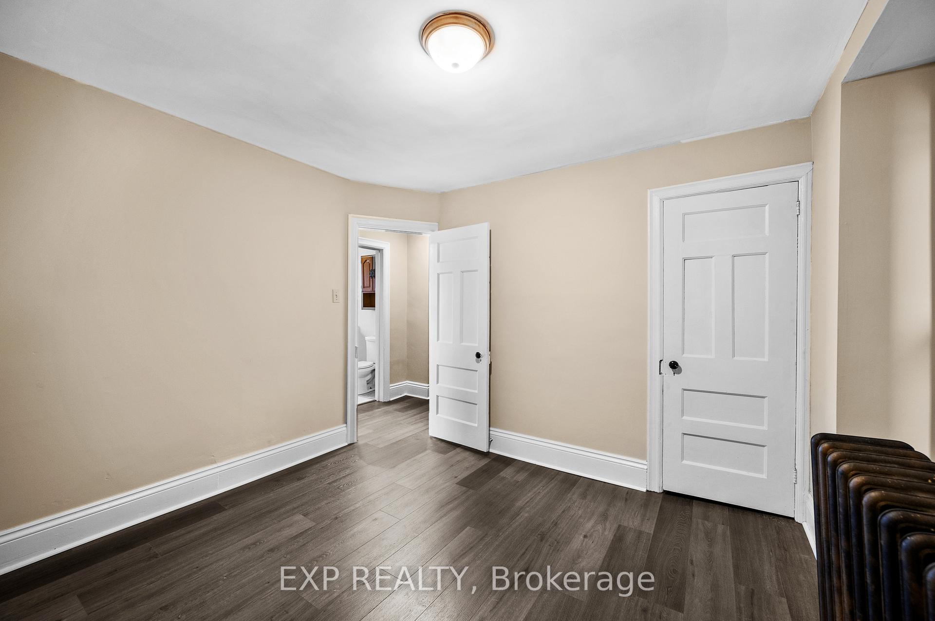 Photo 12 of Unit 1, 54 Frederick Avenue, Hamilton, Crown Point — HOMEH