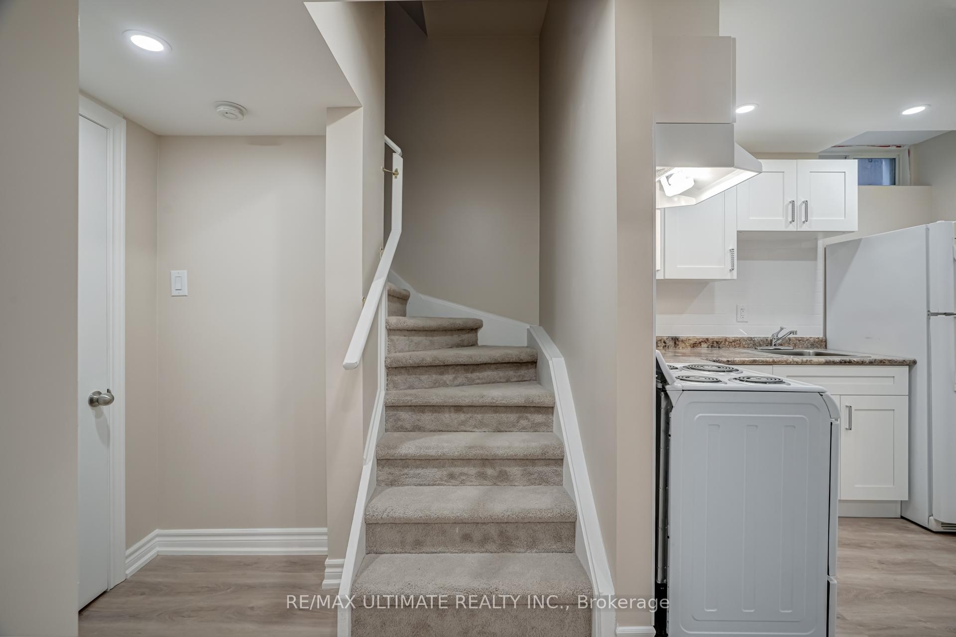 Photo 4 of 194 Roy Rainey Avenue, Markham, Wismer — HOMEH