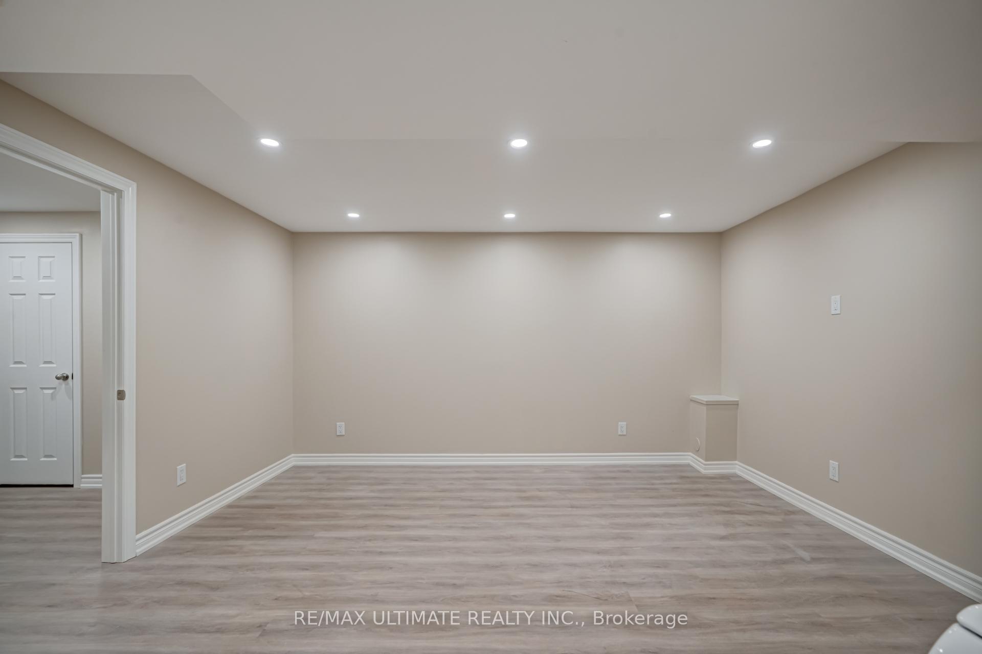 Photo 6 of 194 Roy Rainey Avenue, Markham, Wismer — HOMEH
