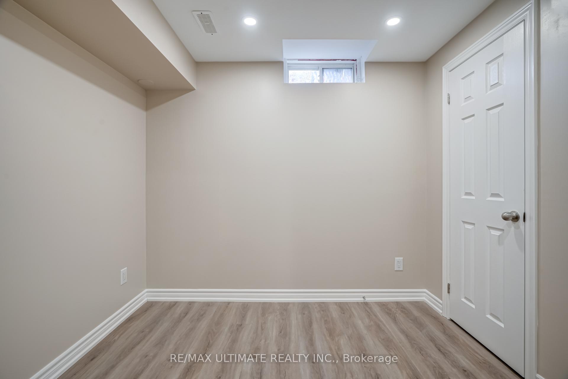Photo 14 of 194 Roy Rainey Avenue, Markham, Wismer — HOMEH