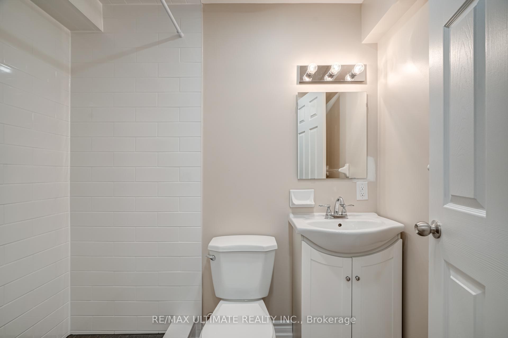 Photo 17 of 194 Roy Rainey Avenue, Markham, Wismer — HOMEH