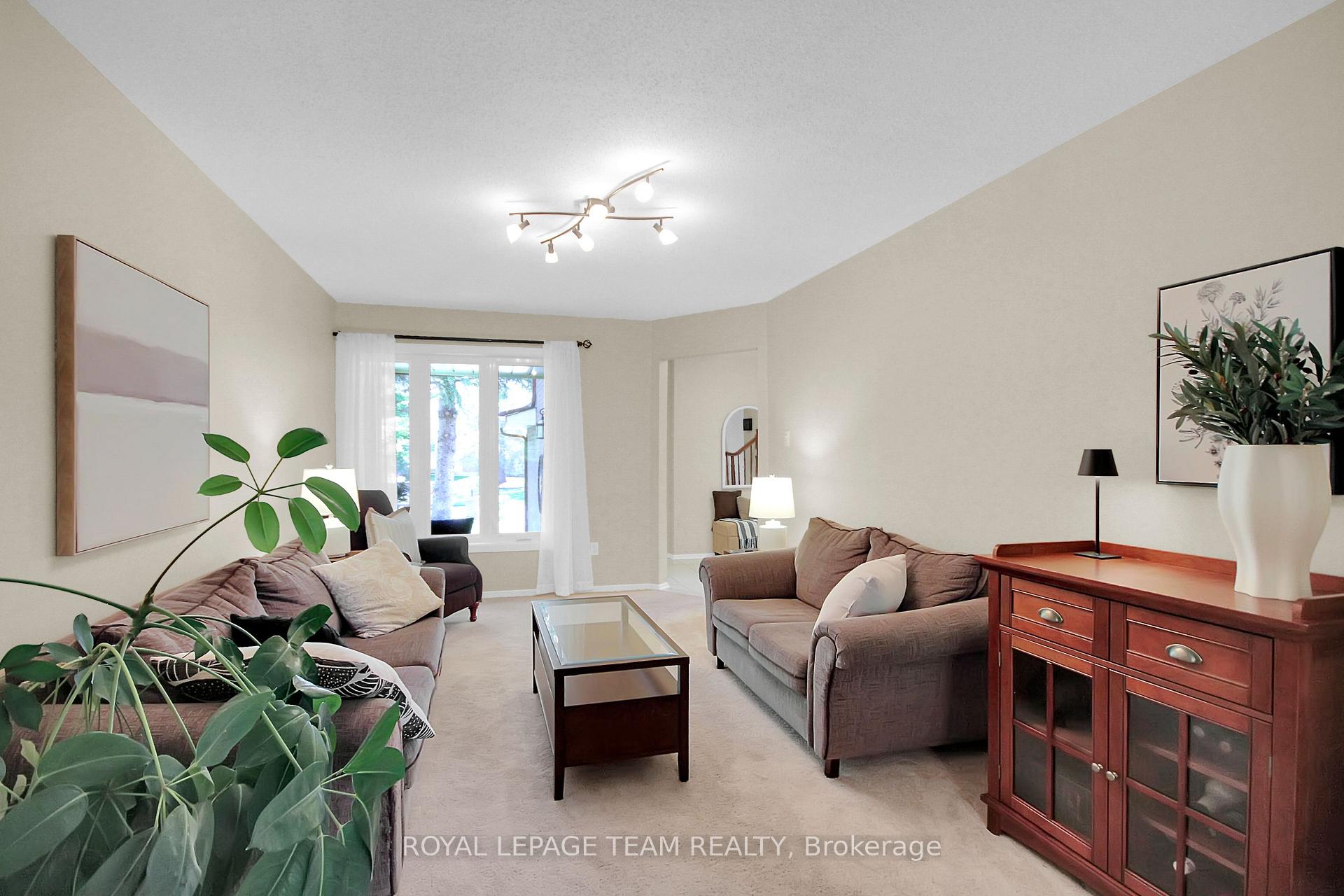 Photo 8 of 35 Longden Place, Ottawa, Kanata - Bridlewood — HOMEH