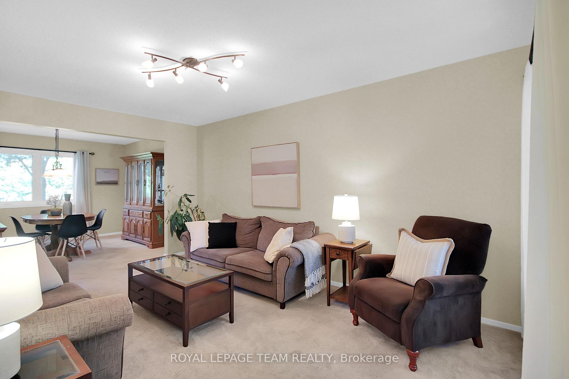 Photo 9 of 35 Longden Place, Ottawa, Kanata - Bridlewood — HOMEH