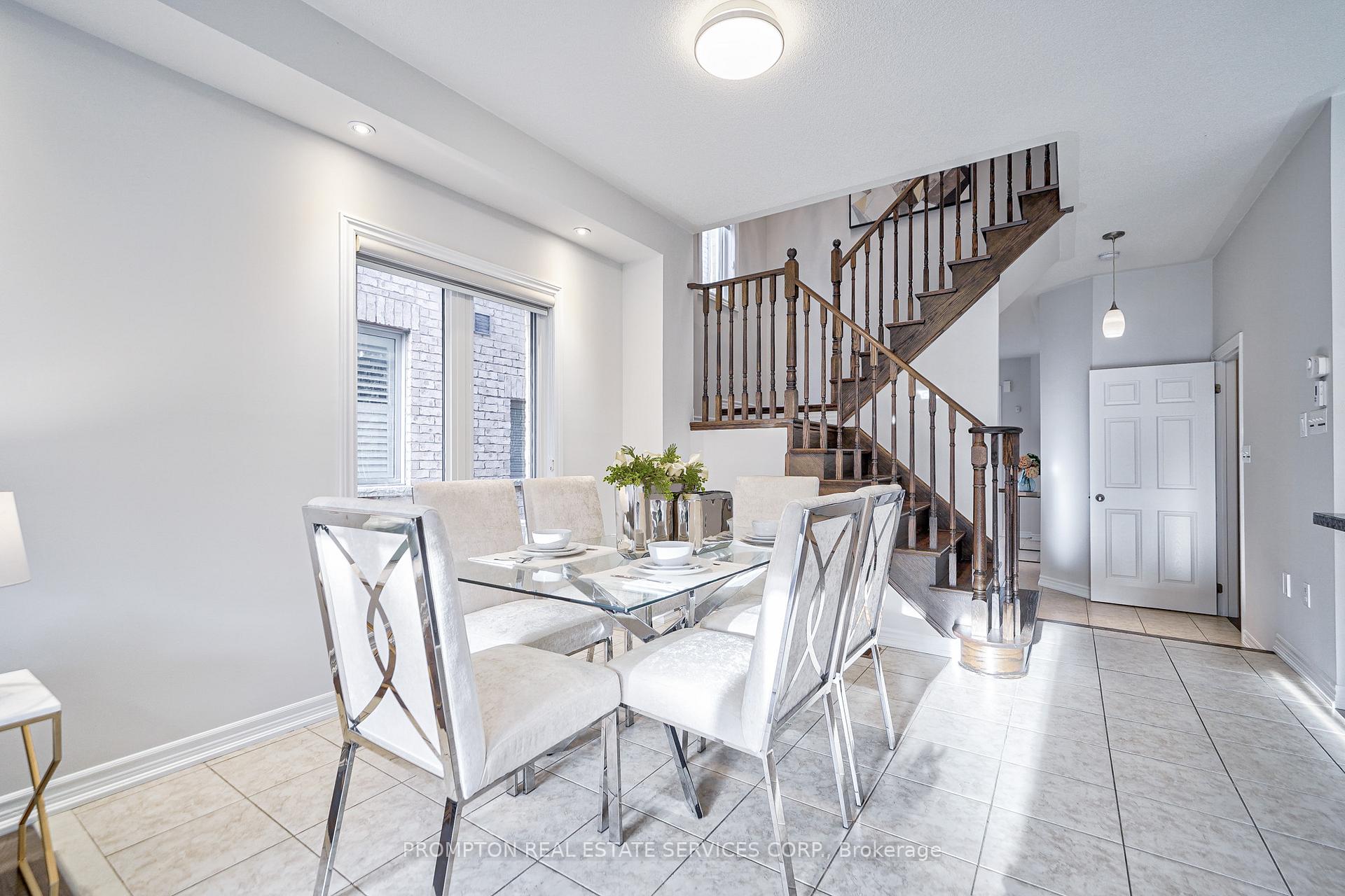 Photo 10 of 26 Memon Place, Markham, Wismer — HOMEH