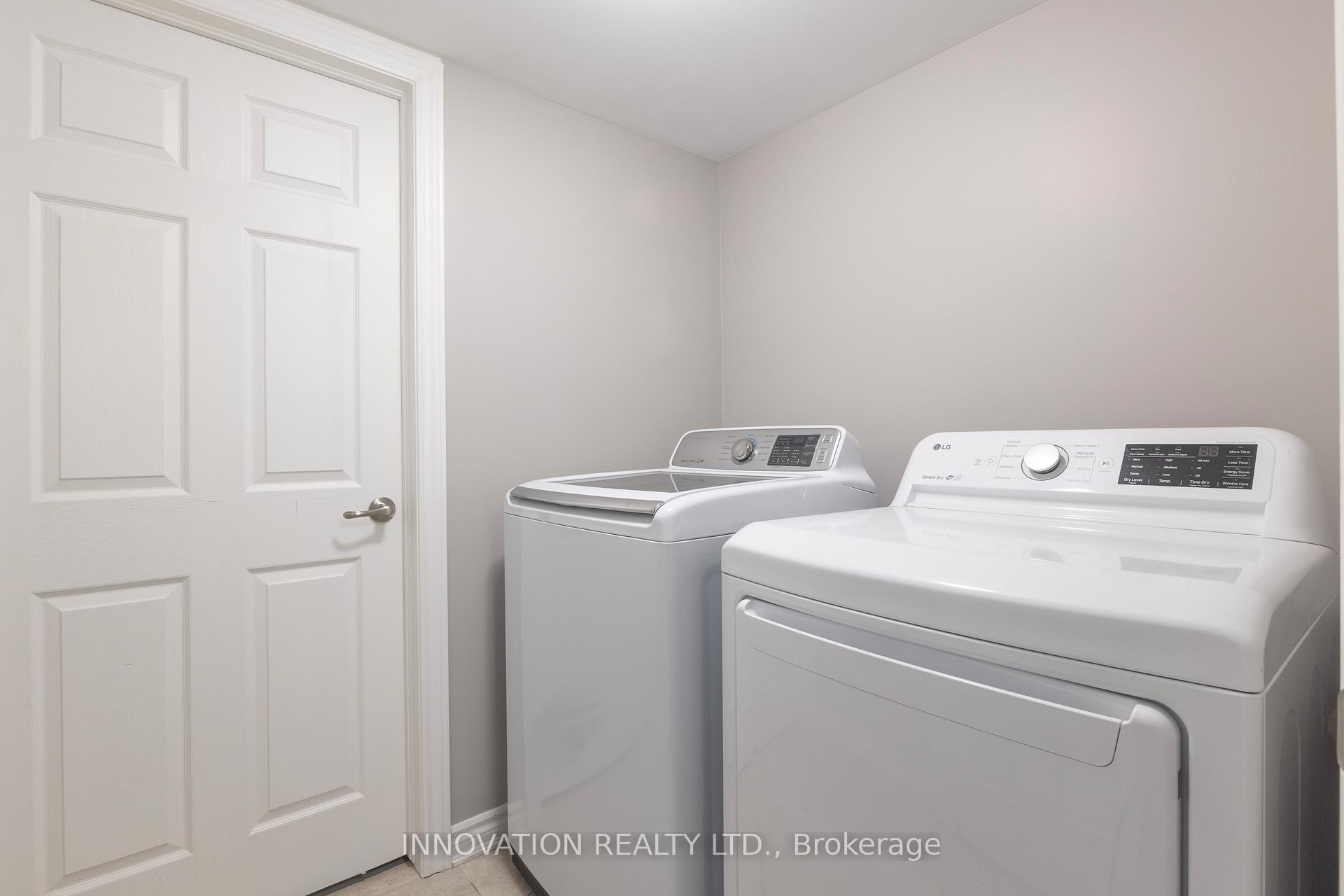 Photo 6 of 29 Caspian Row, Ottawa, Kanata - Emerald Meadows/Trailwest — HOMEH