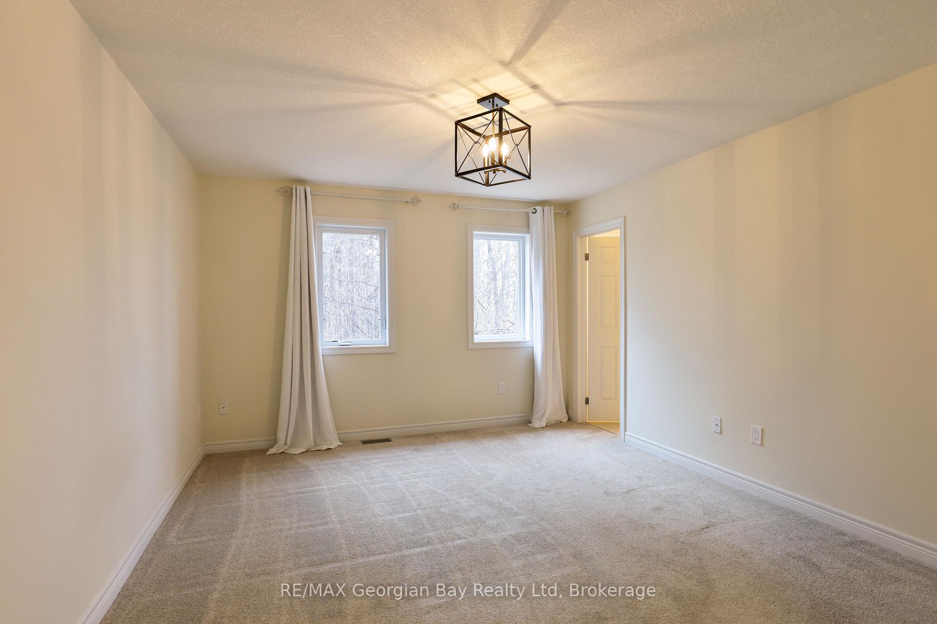 Photo 15 of 972 Cook Drive, Midland — HOMEH