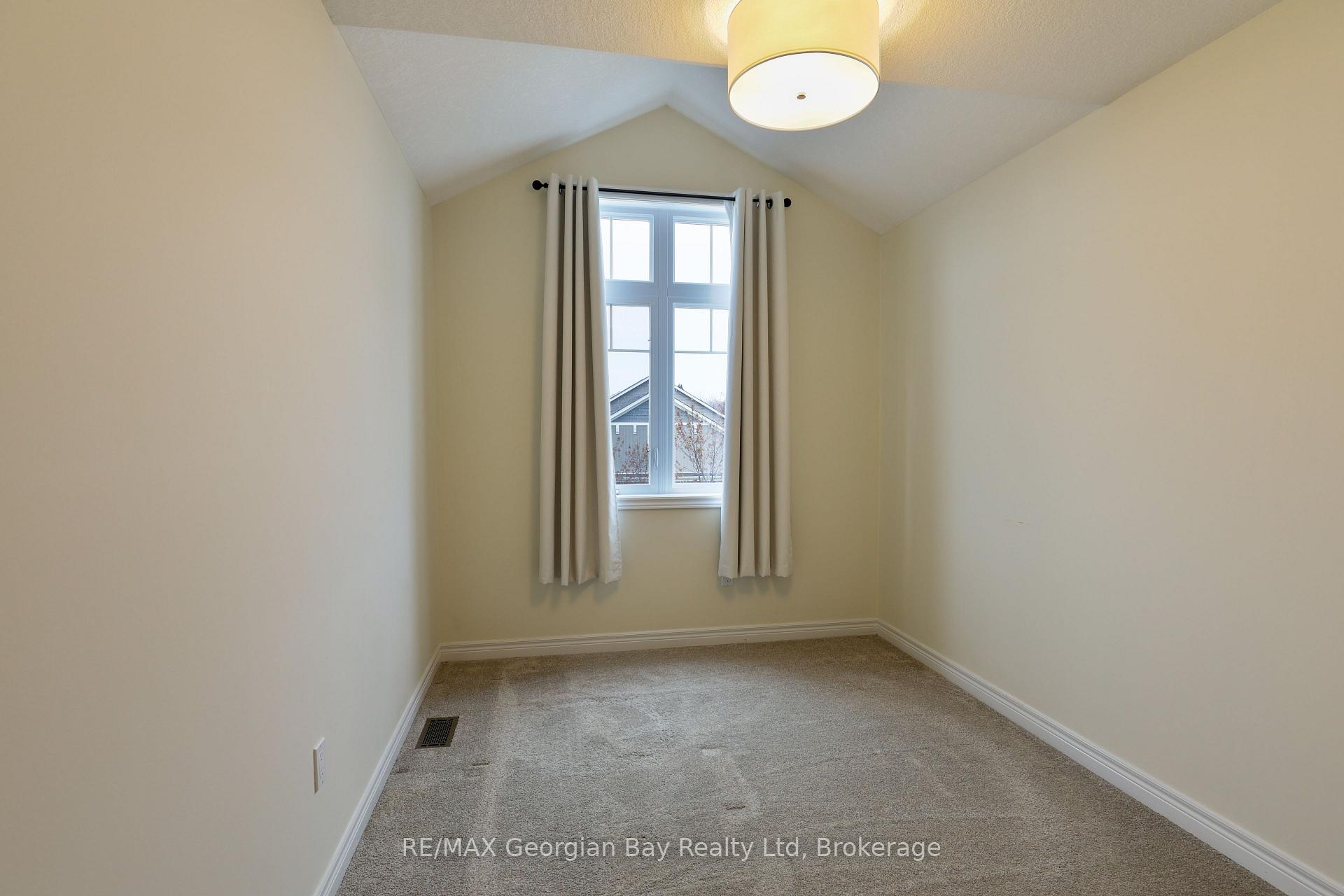 Photo 21 of 972 Cook Drive, Midland — HOMEH