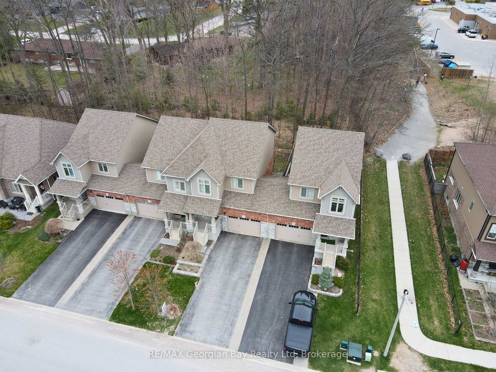 Photo 27 of 972 Cook Drive, Midland — HOMEH