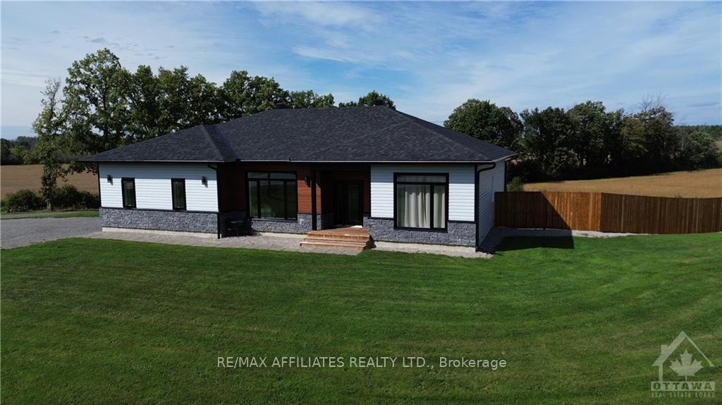 Photo 6 of 2754 County 43 Road, Montague, Montague Twp — HOMEH