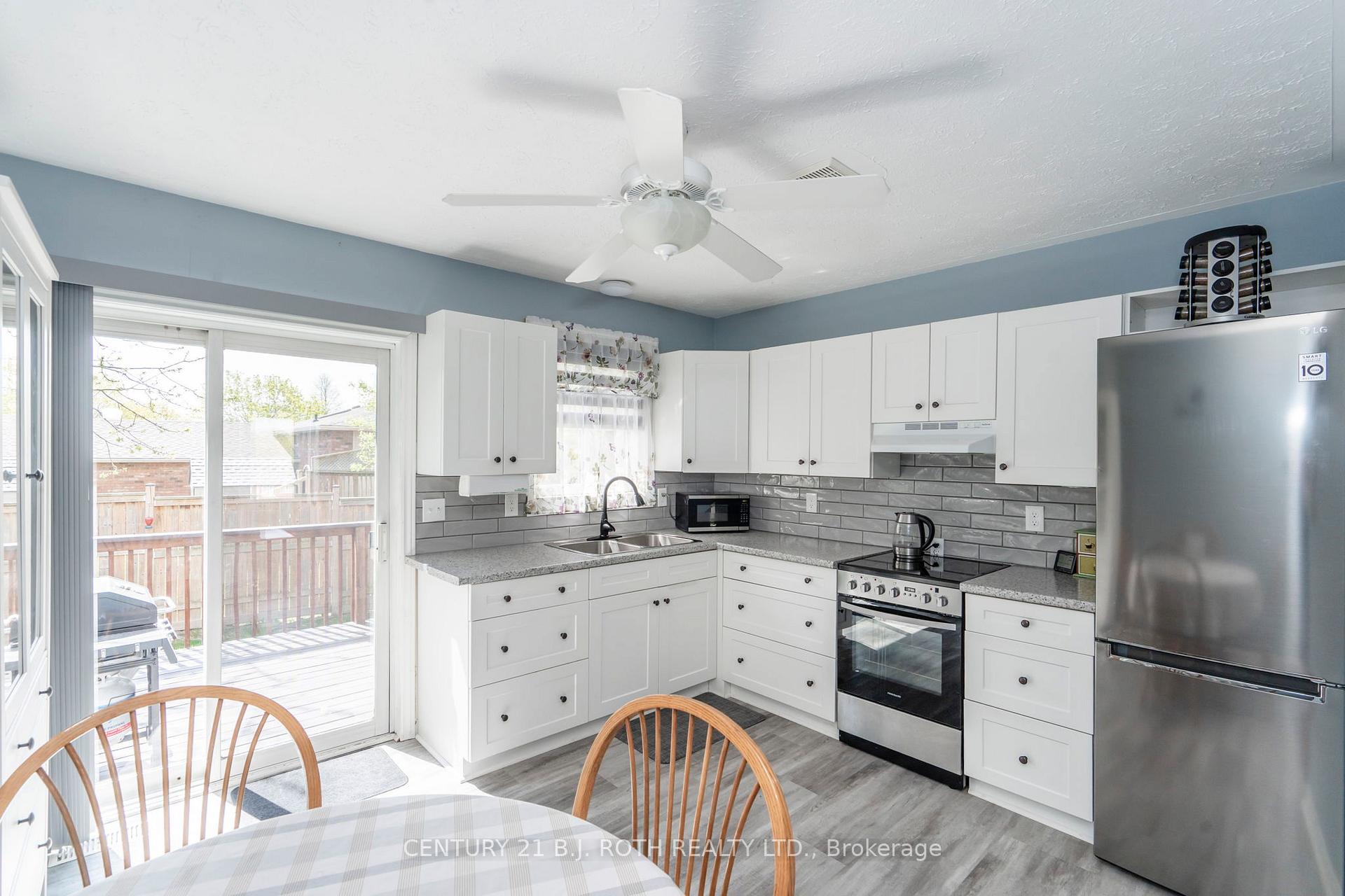 Photo 6 of 628 Wayne Crescent, Midland — HOMEH