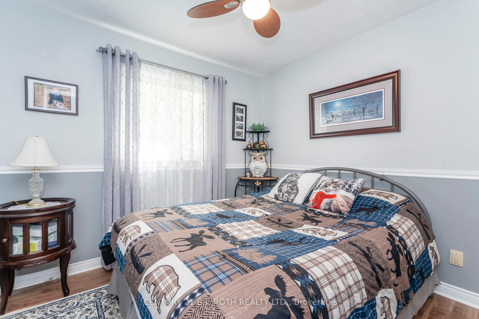 Photo 21 of 628 Wayne Crescent, Midland — HOMEH