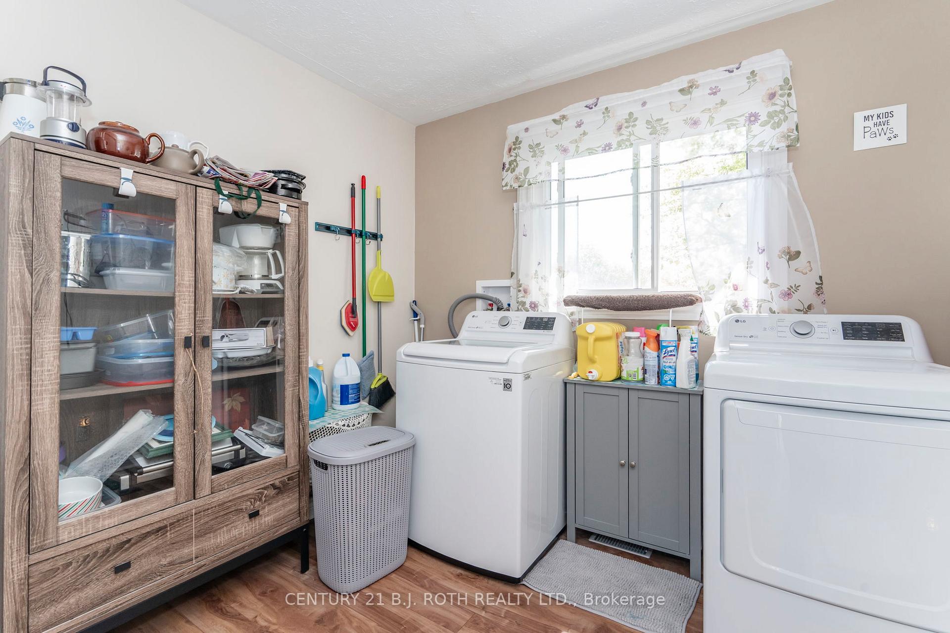 Photo 27 of 628 Wayne Crescent, Midland — HOMEH