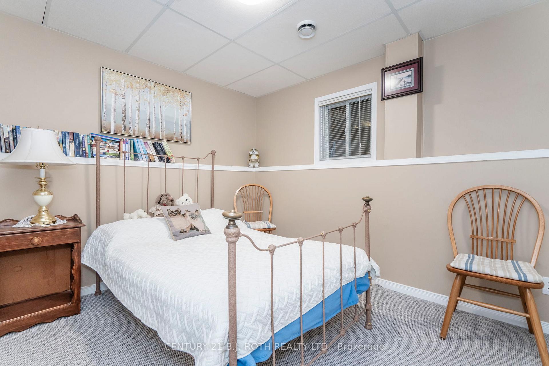Photo 35 of 628 Wayne Crescent, Midland — HOMEH