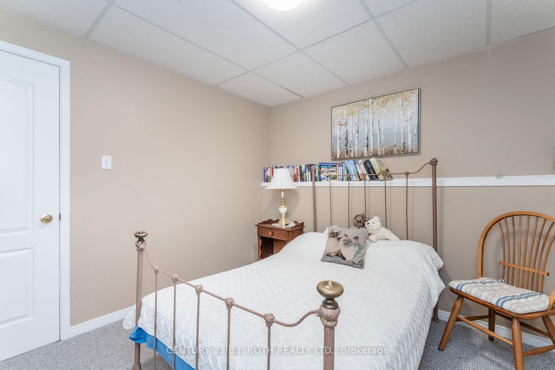 Photo 36 of 628 Wayne Crescent, Midland — HOMEH