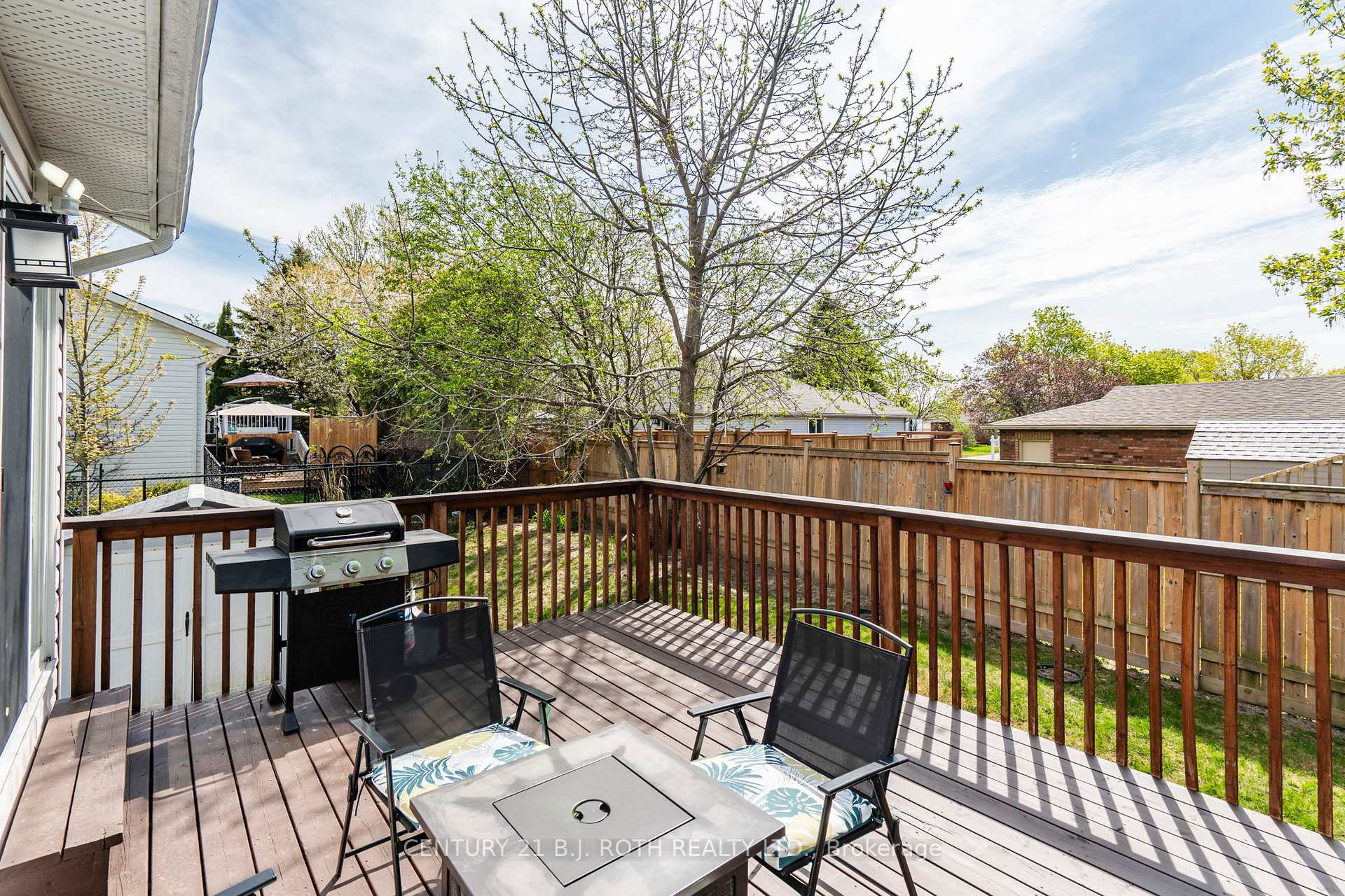 Photo 42 of 628 Wayne Crescent, Midland — HOMEH