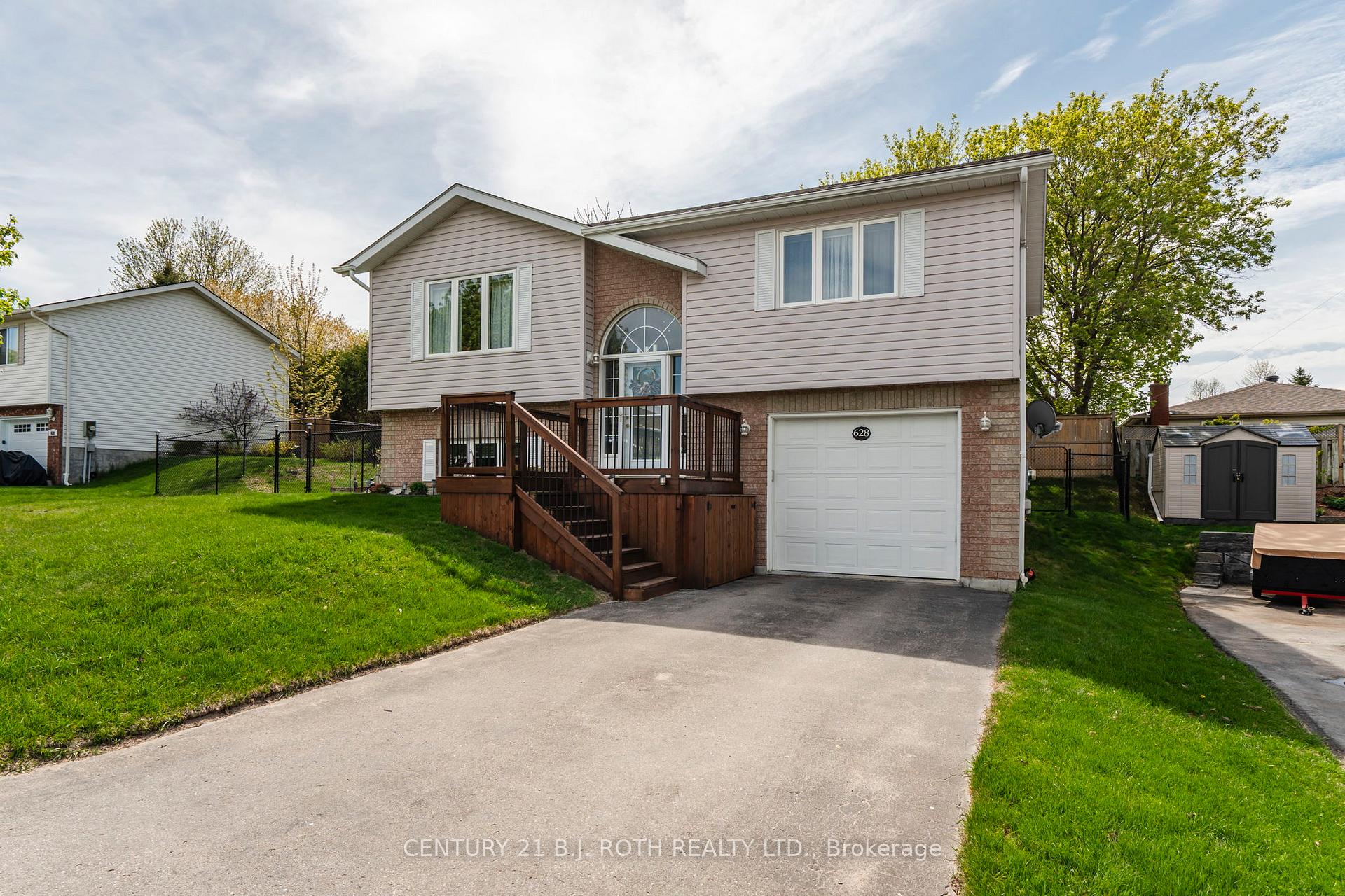 Photo 50 of 628 Wayne Crescent, Midland — HOMEH