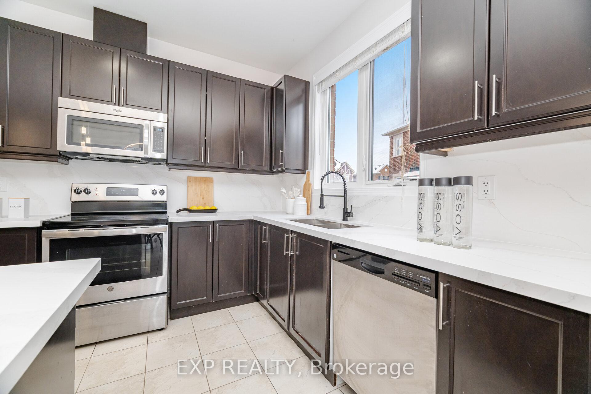 Photo 21 of 1538 Elsworthy Cross, Milton, Clarke — HOMEH