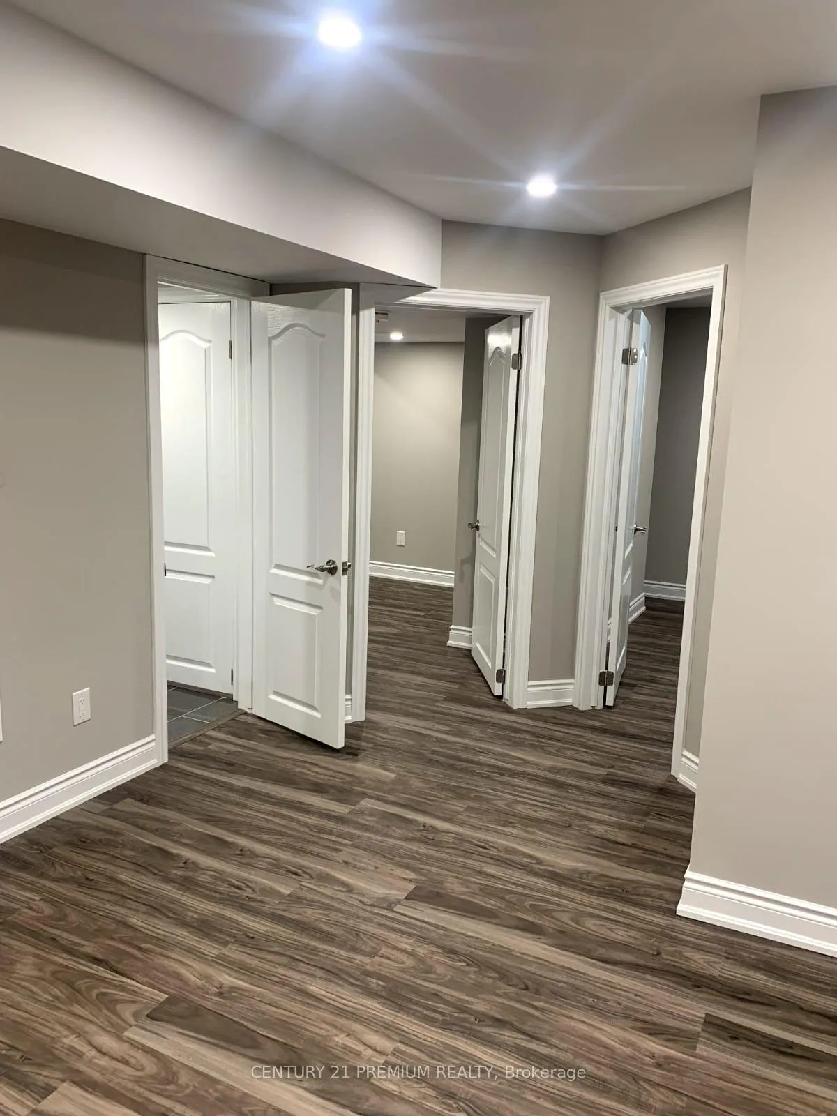 Photo 6 of Unit Bsmt 1A, 265 Chilver Heights, Milton, Ford — HOMEH