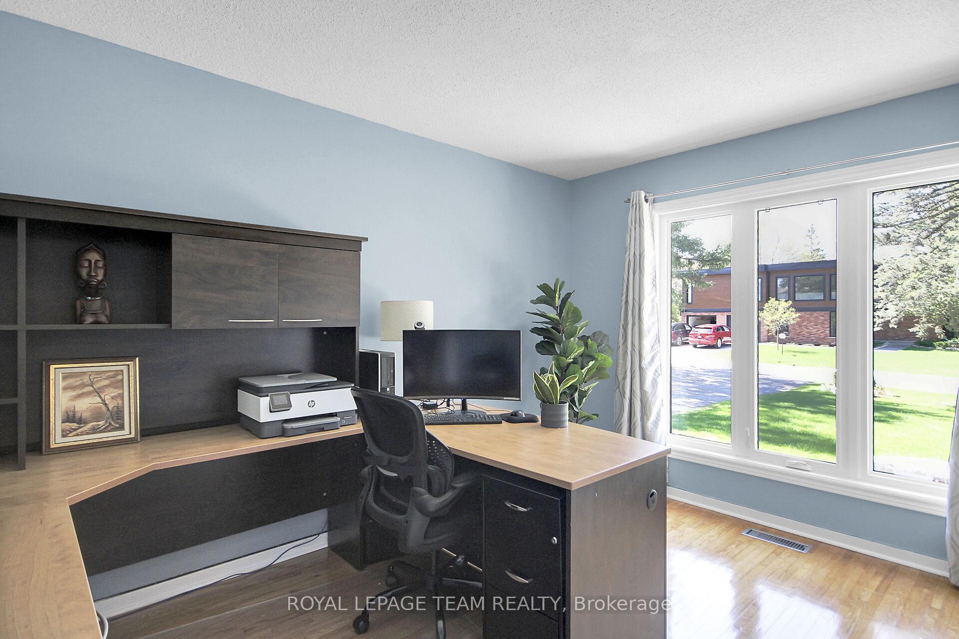 Photo 4 of 27 Sandwell Crescent, Ottawa, Kanata - Beaverbrook — HOMEH