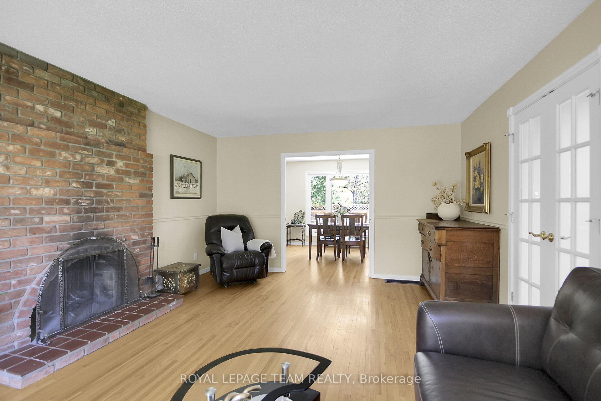 Photo 6 of 27 Sandwell Crescent, Ottawa, Kanata - Beaverbrook — HOMEH