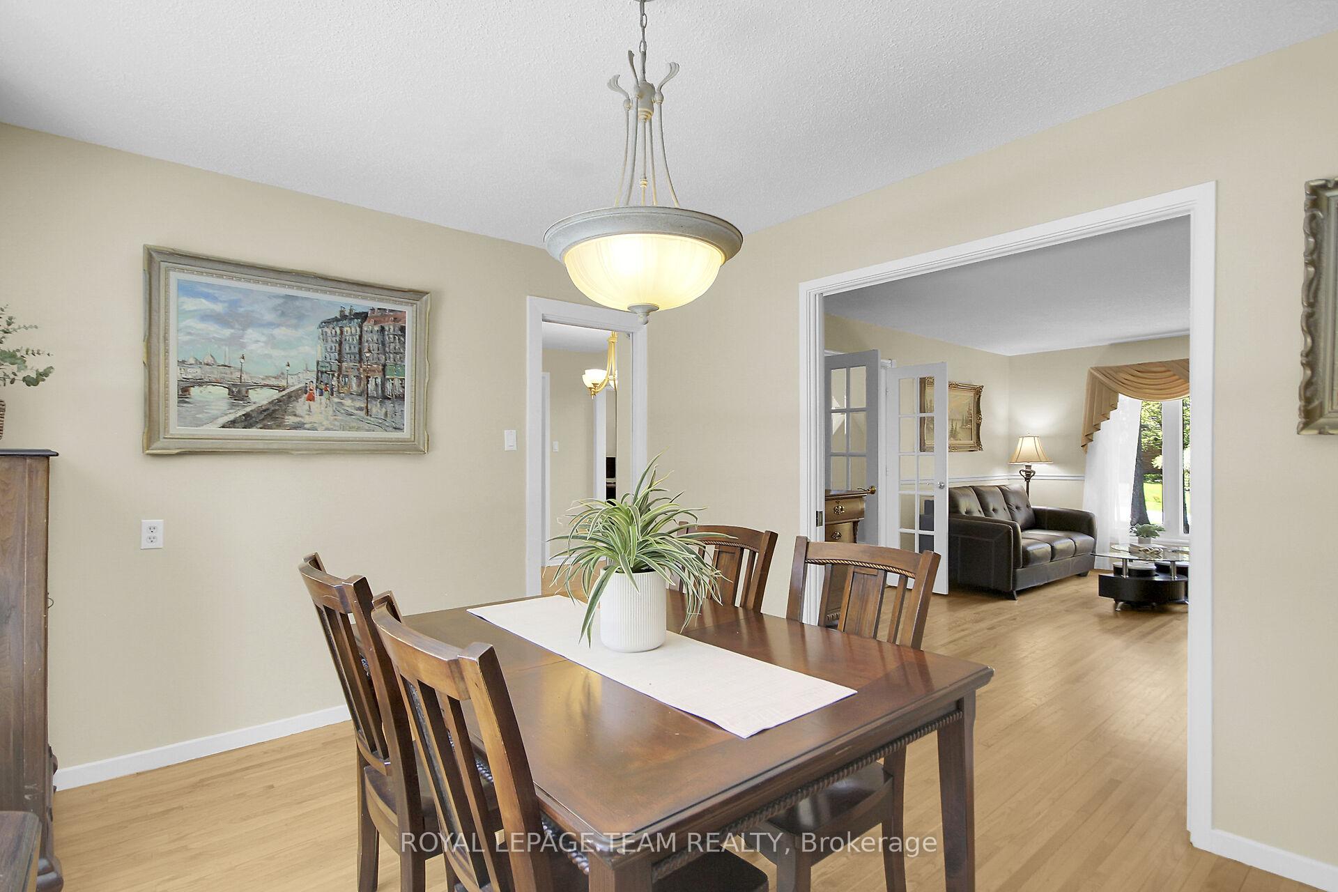 Photo 12 of 27 Sandwell Crescent, Ottawa, Kanata - Beaverbrook — HOMEH