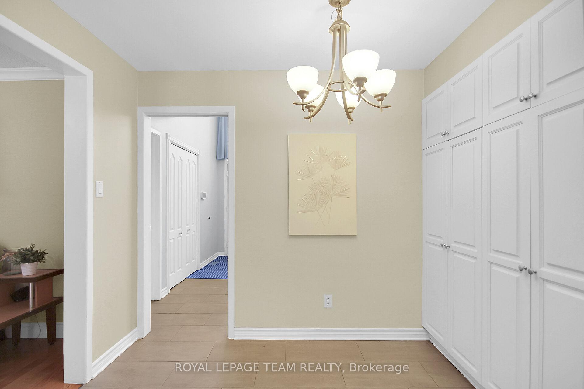 Photo 23 of 27 Sandwell Crescent, Ottawa, Kanata - Beaverbrook — HOMEH