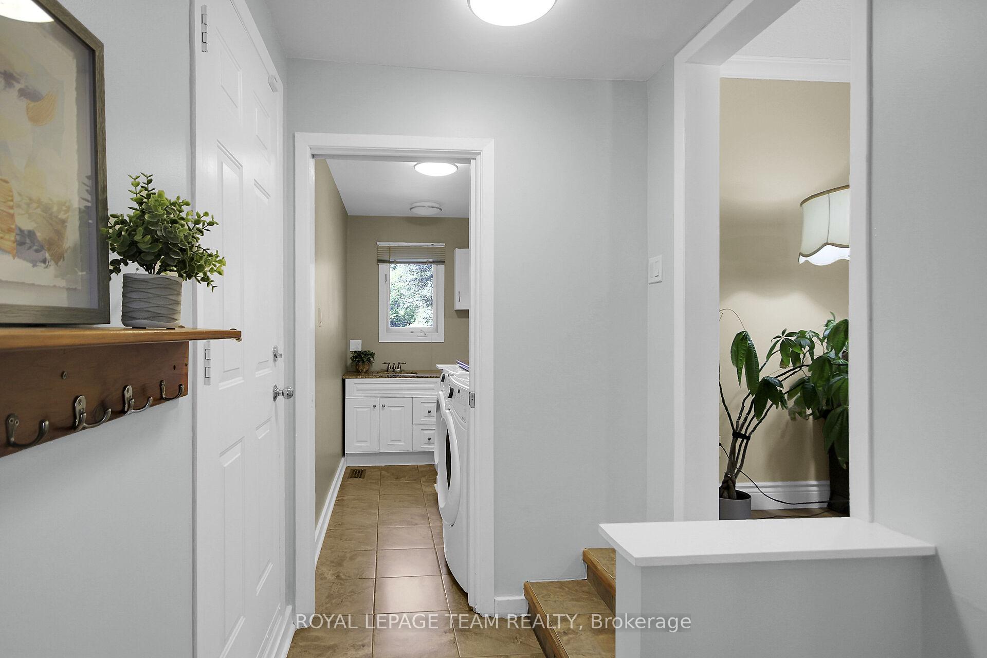 Photo 27 of 27 Sandwell Crescent, Ottawa, Kanata - Beaverbrook — HOMEH