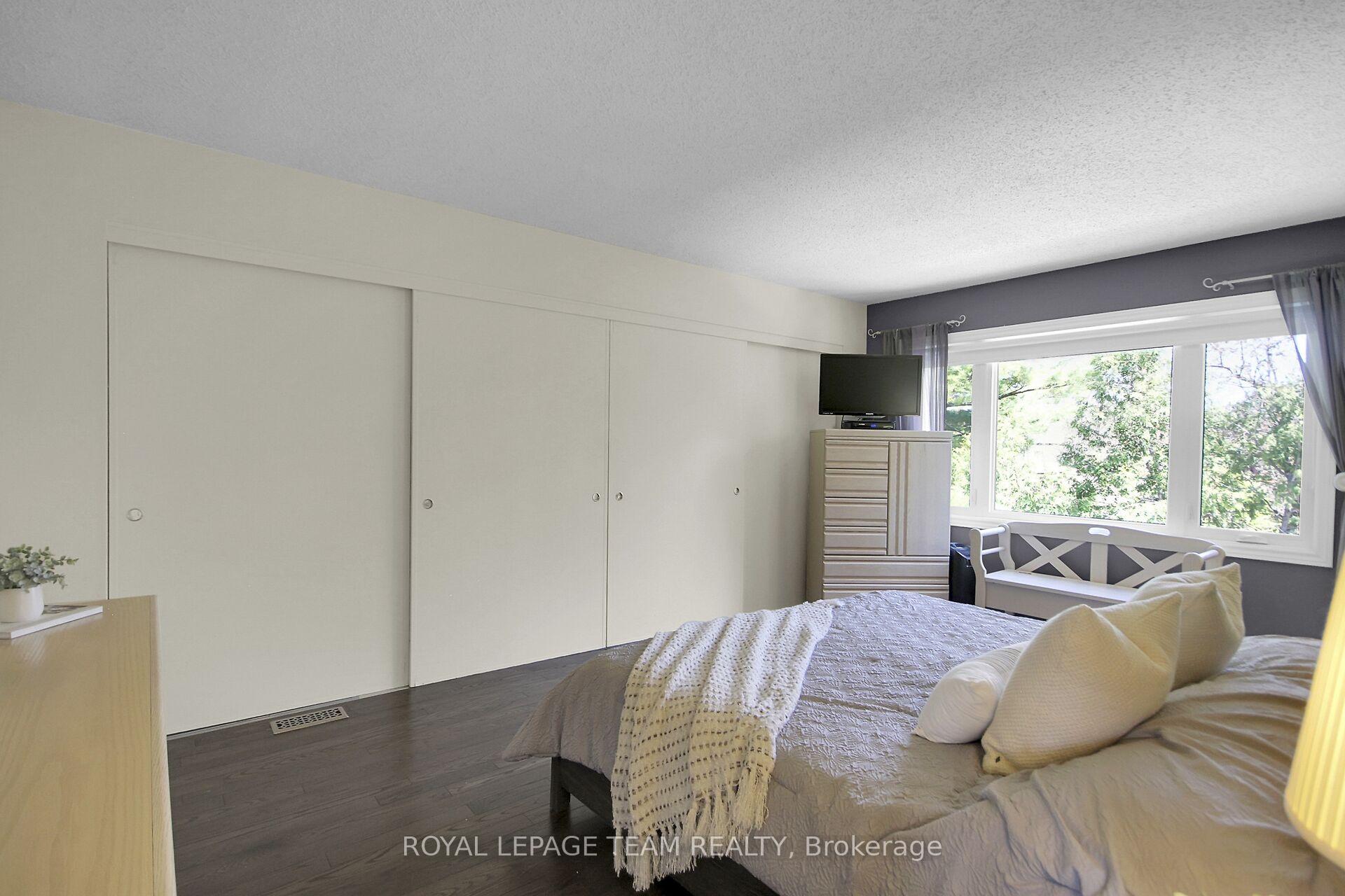 Photo 32 of 27 Sandwell Crescent, Ottawa, Kanata - Beaverbrook — HOMEH