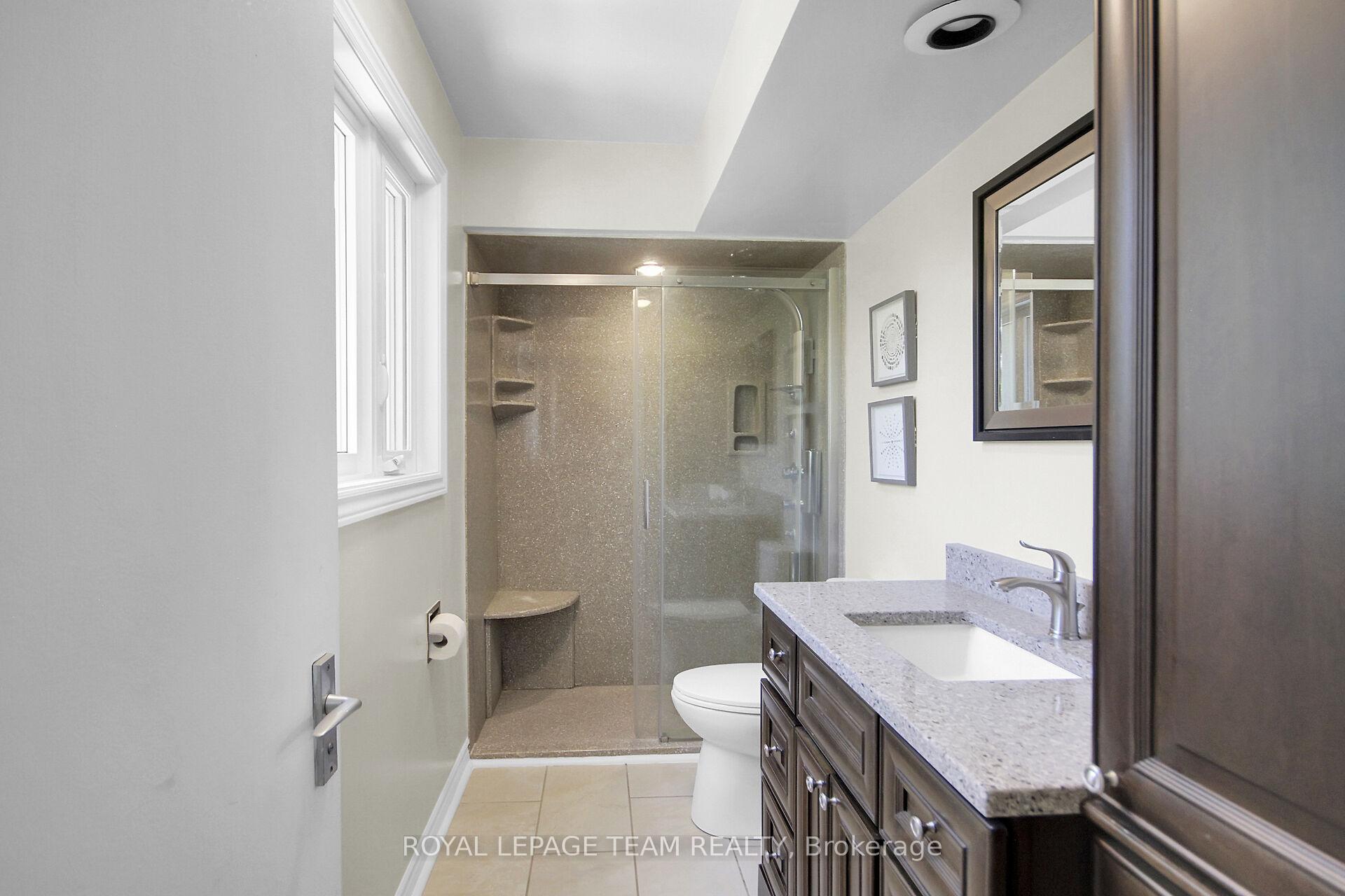 Photo 33 of 27 Sandwell Crescent, Ottawa, Kanata - Beaverbrook — HOMEH