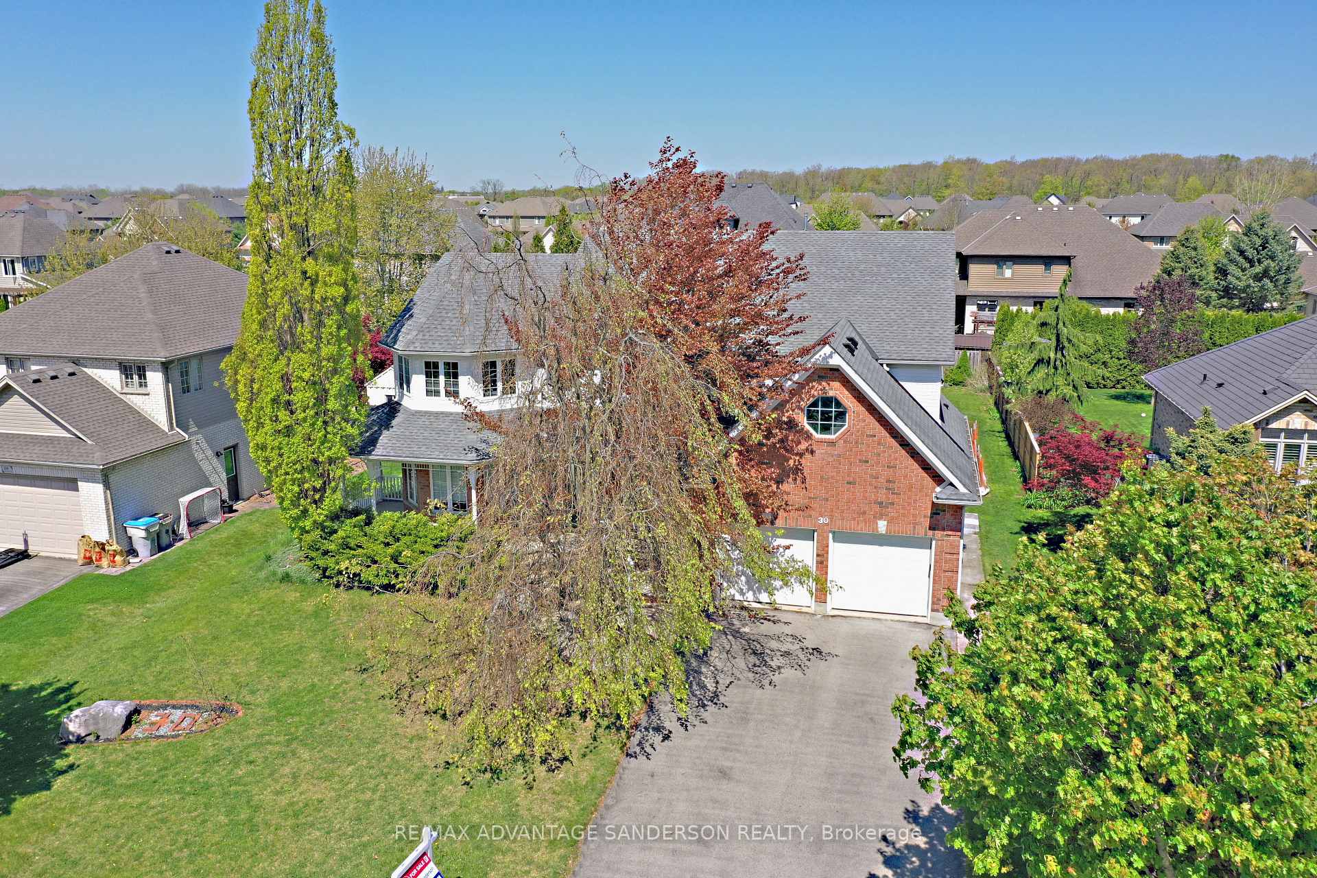 Photo 1 of 30 Birchcrest Drive, Middlesex Centre, Kilworth — HOMEH