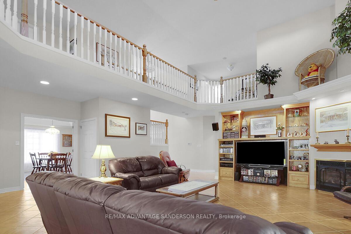 Photo 19 of 30 Birchcrest Drive, Middlesex Centre, Kilworth — HOMEH