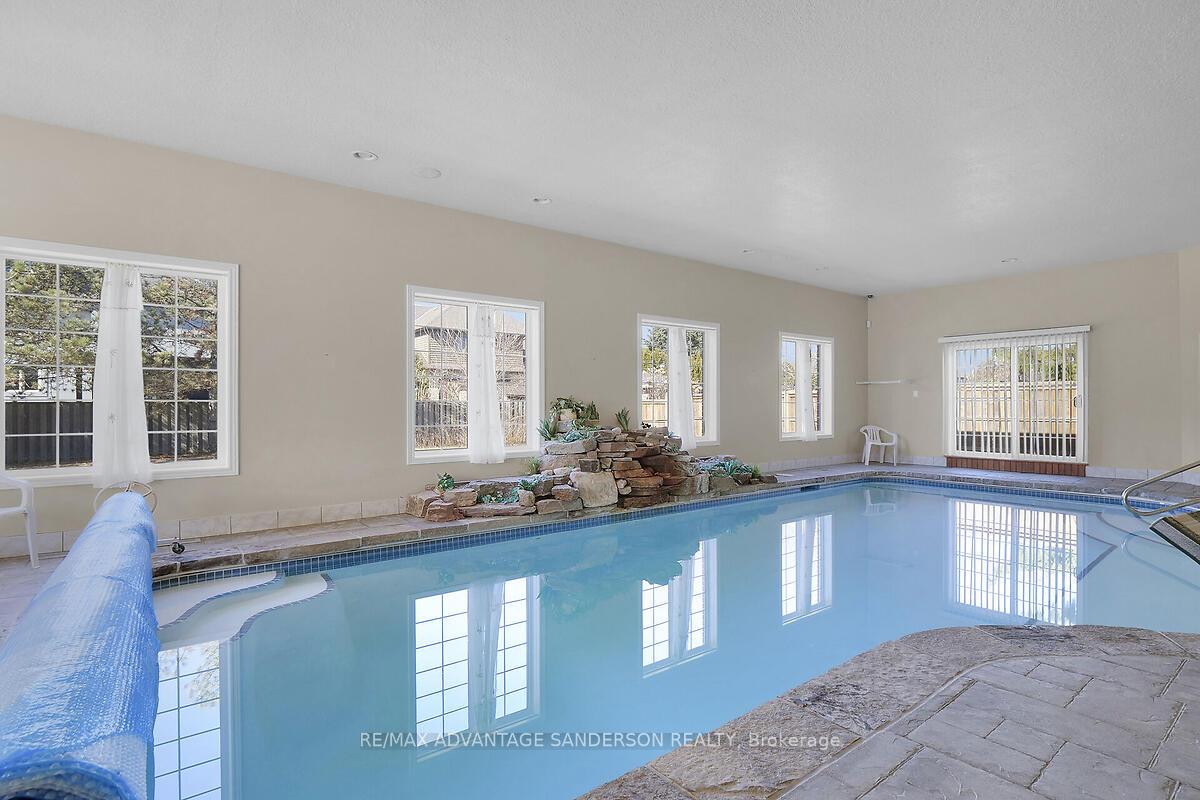 Photo 24 of 30 Birchcrest Drive, Middlesex Centre, Kilworth — HOMEH