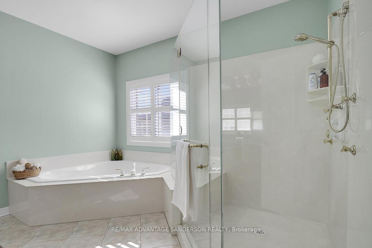 Photo 27 of 30 Birchcrest Drive, Middlesex Centre, Kilworth — HOMEH