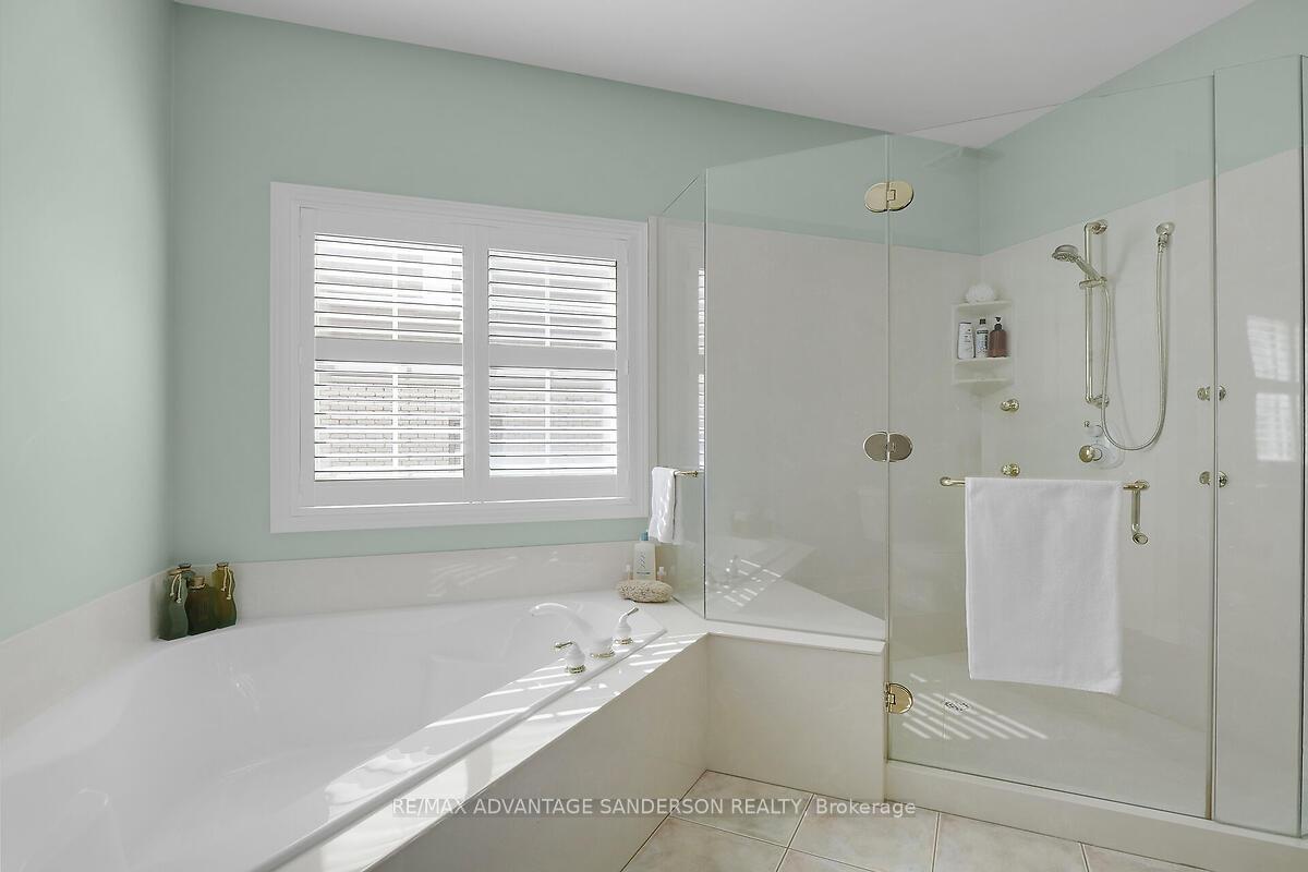 Photo 28 of 30 Birchcrest Drive, Middlesex Centre, Kilworth — HOMEH