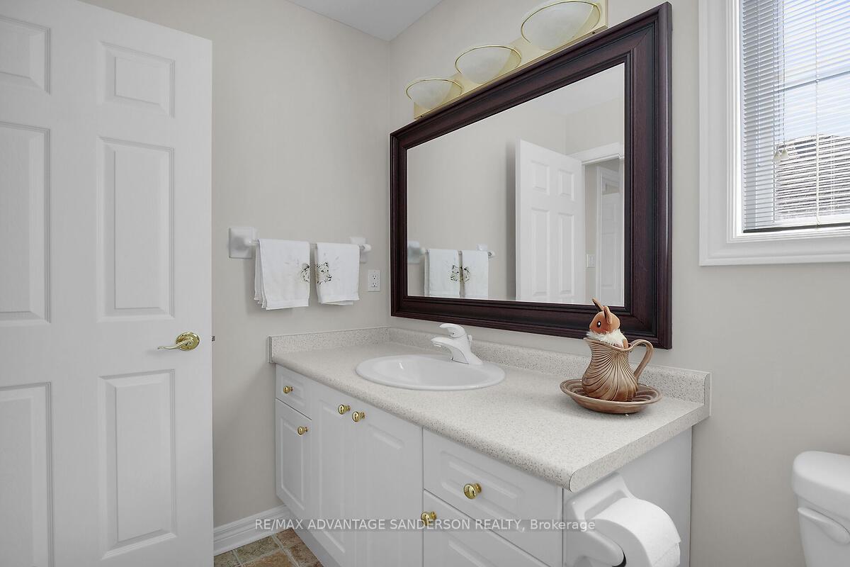 Photo 44 of 30 Birchcrest Drive, Middlesex Centre, Kilworth — HOMEH