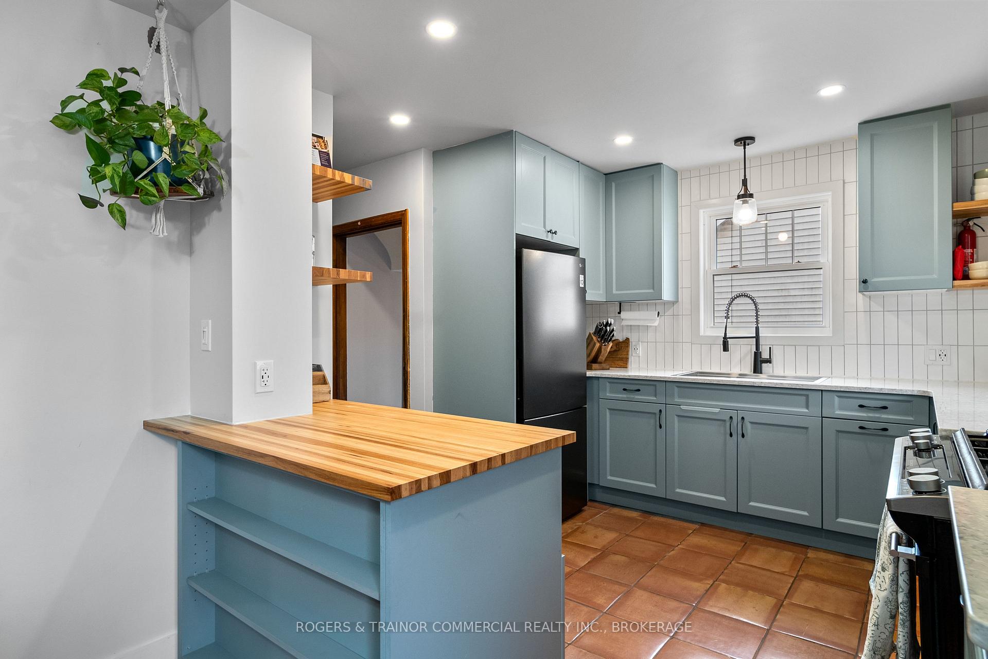 Photo 13 of 200 Patrick Street, Kingston, East of Sir John A. Blvd — HOMEH