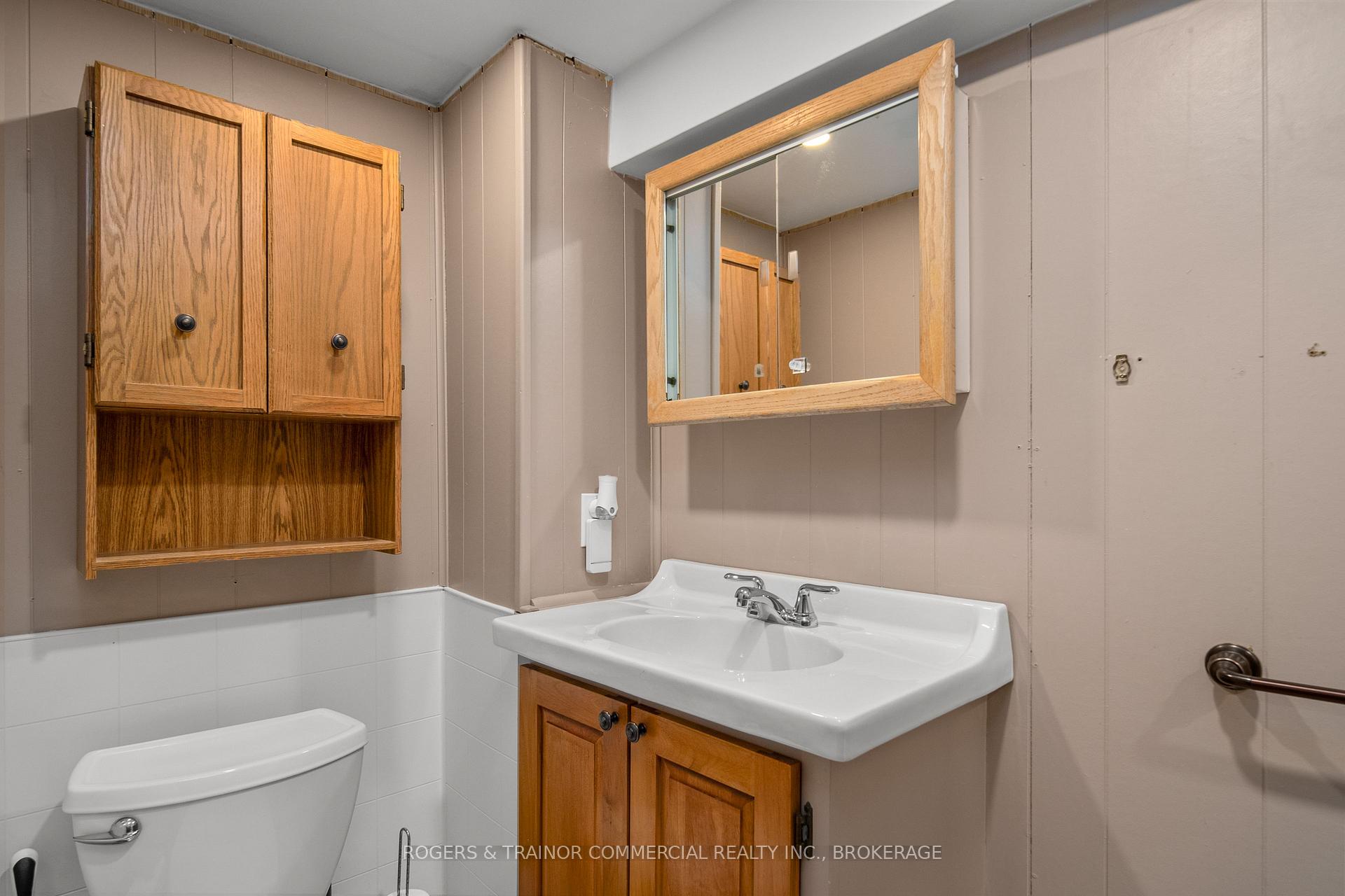 Photo 29 of 200 Patrick Street, Kingston, East of Sir John A. Blvd — HOMEH