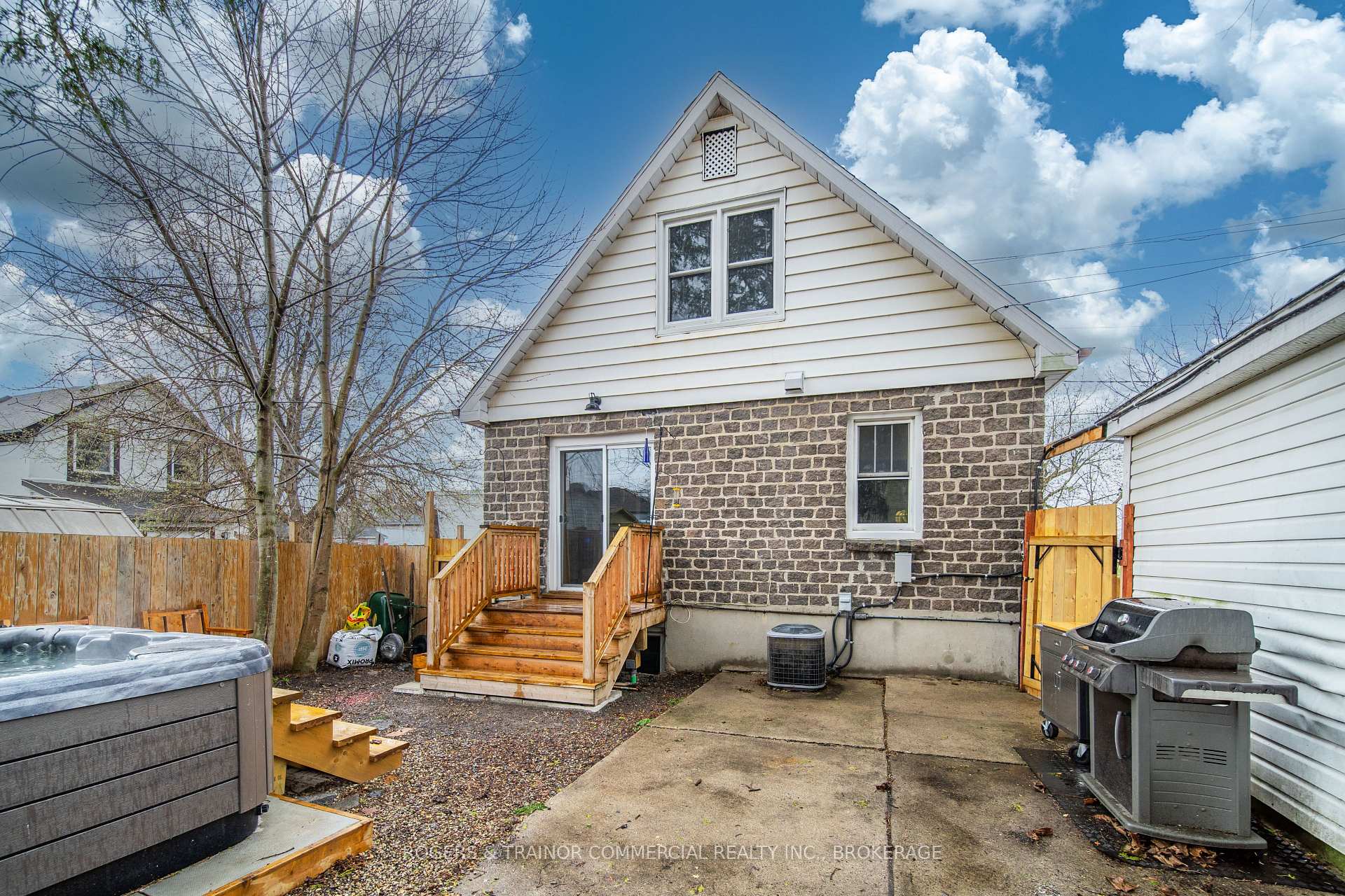 Photo 35 of 200 Patrick Street, Kingston, East of Sir John A. Blvd — HOMEH