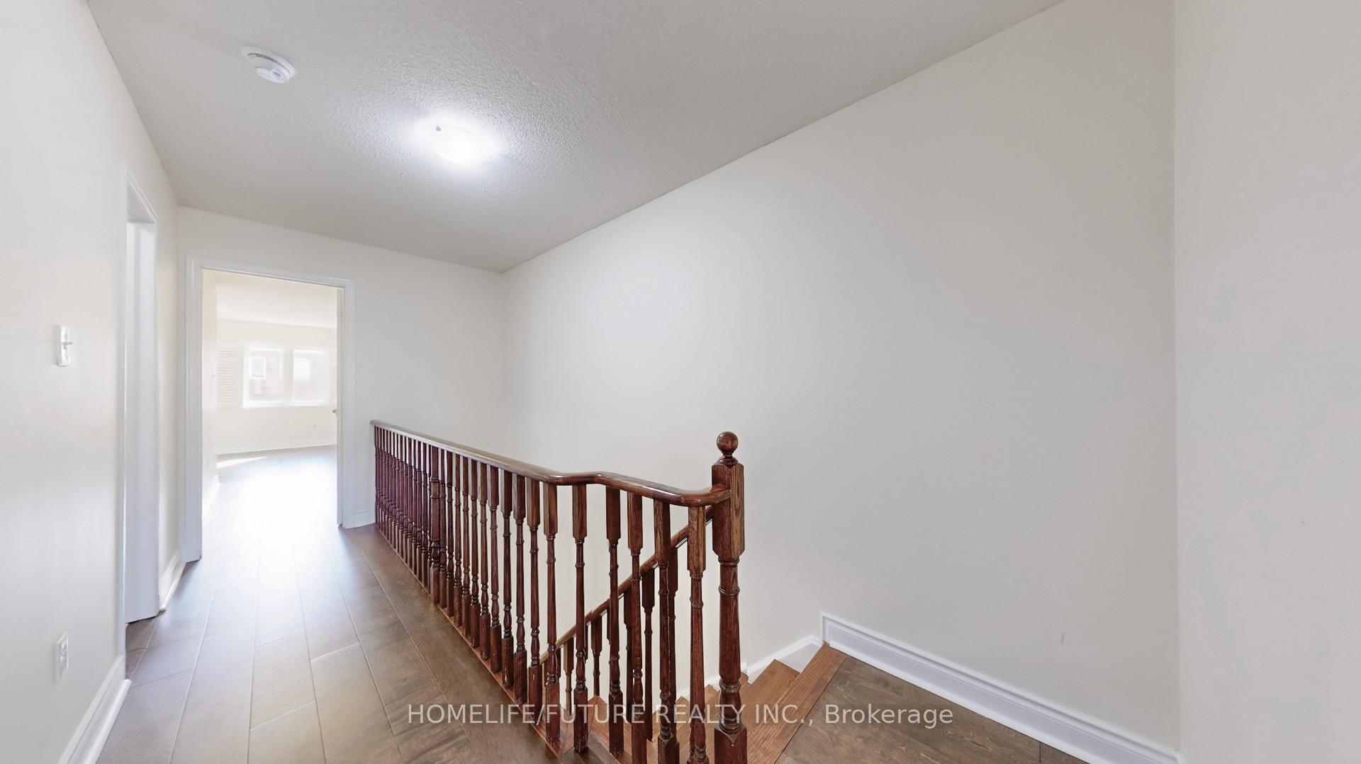 Photo 21 of 105 Lahore Crescent, Markham, Cedarwood — HOMEH