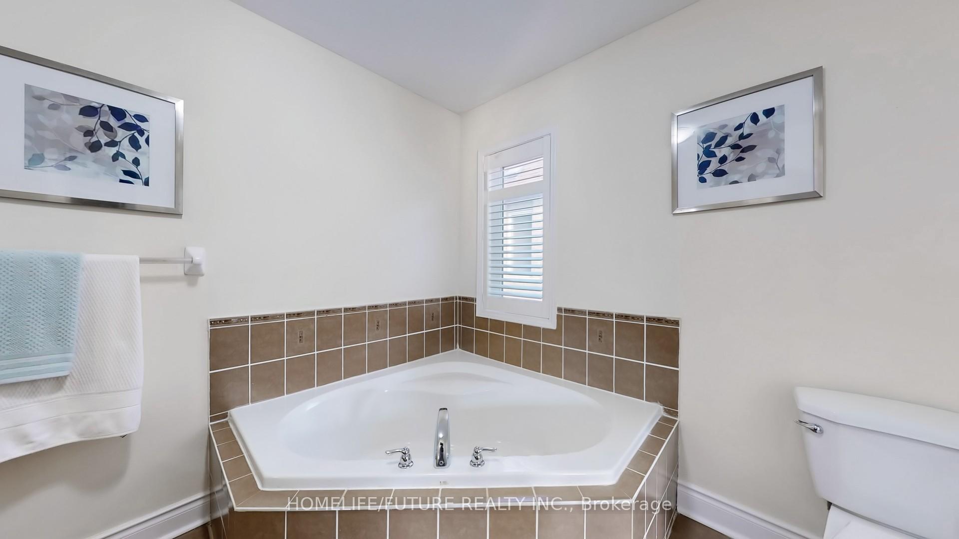 Photo 27 of 105 Lahore Crescent, Markham, Cedarwood — HOMEH