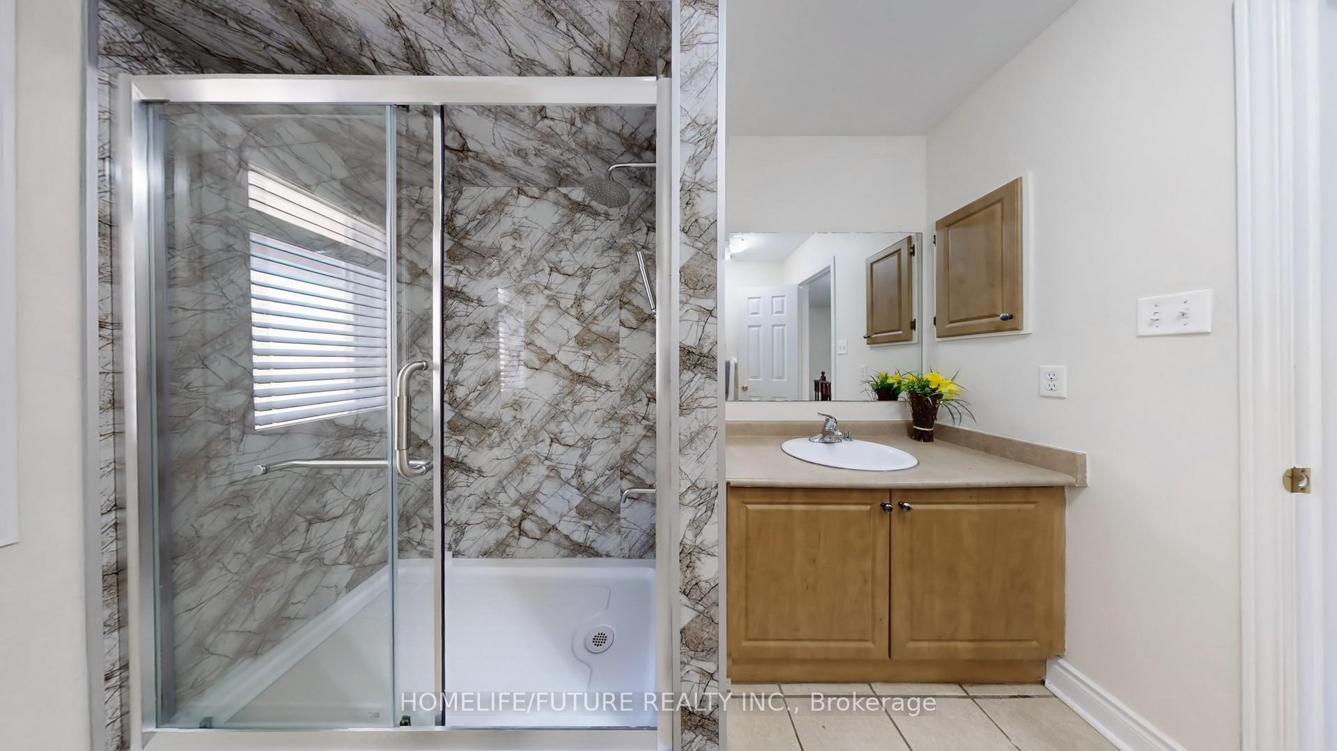 Photo 35 of 105 Lahore Crescent, Markham, Cedarwood — HOMEH