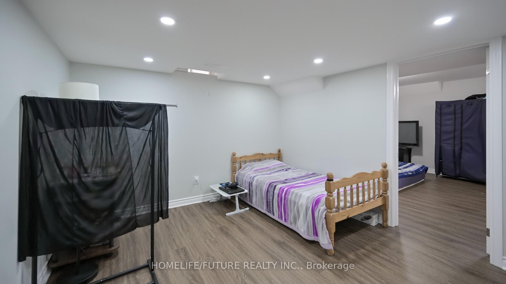 Photo 44 of 105 Lahore Crescent, Markham, Cedarwood — HOMEH