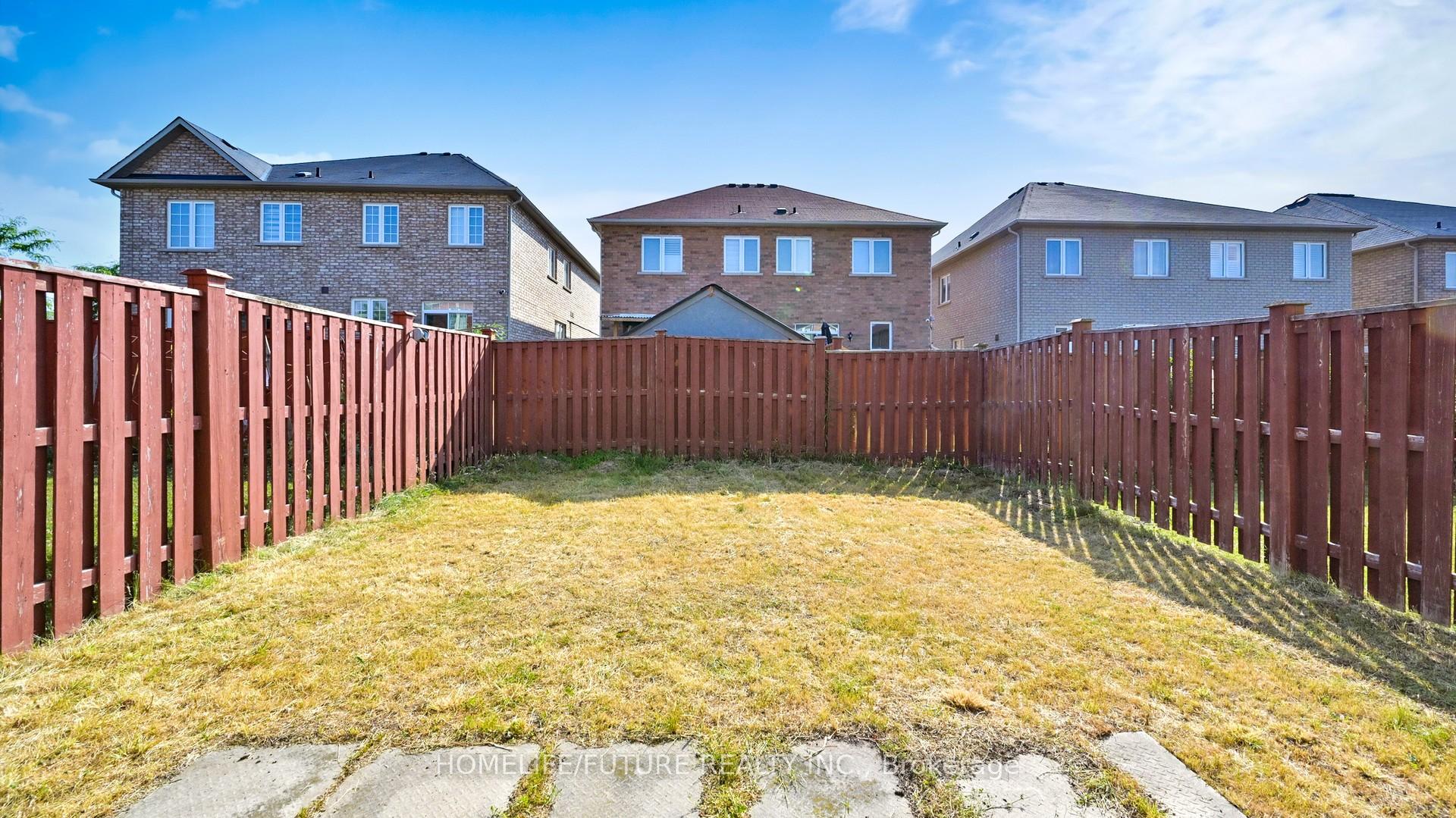 Photo 49 of 105 Lahore Crescent, Markham, Cedarwood — HOMEH