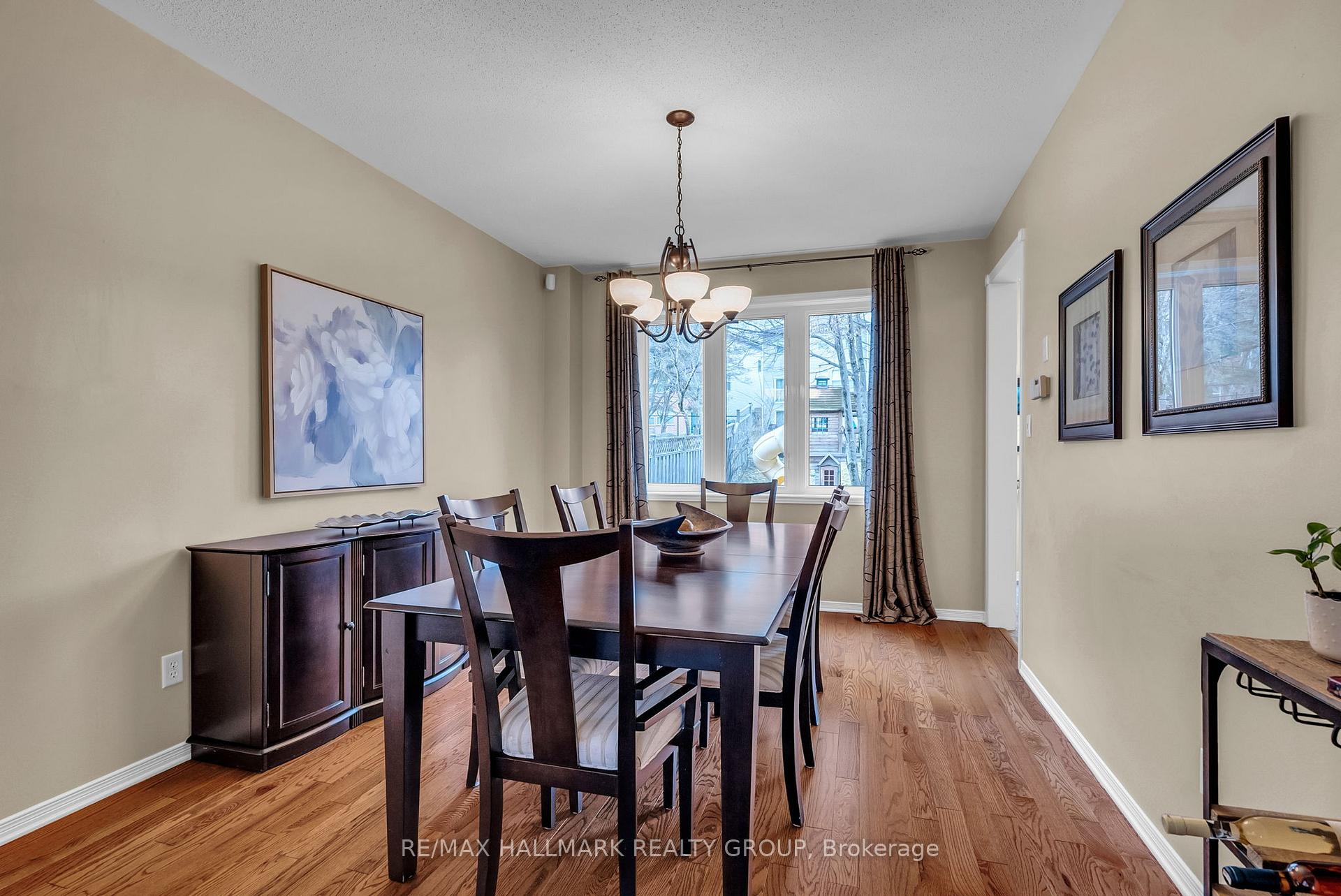 Photo 7 of 70 Insmill Crescent, Ottawa, Kanata - Kanata Lakes/Heritage Hills — HOMEH
